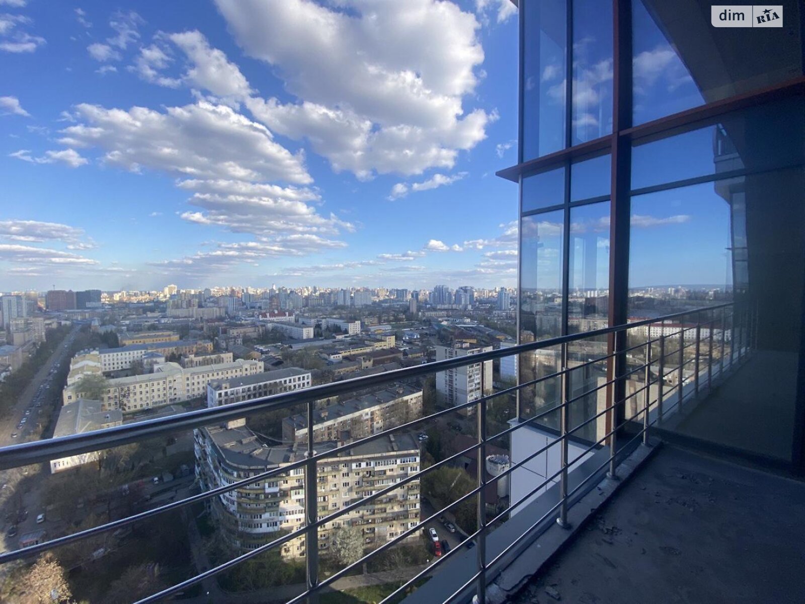 Продаж п`ятикімнатної квартири в Києві, на вул. Дегтярівська 17 корпус 1, район Лук'янівка фото 1 Продаж п`ятикімнатної квартири в Києві, на вул. Дегтярівська 17 корпус 1, район Лук'янівка фото 1