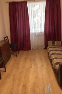 Продаж трикімнатної квартири в Києві, на вул. Дегтярівська 28, район Лук'янівка фото 2