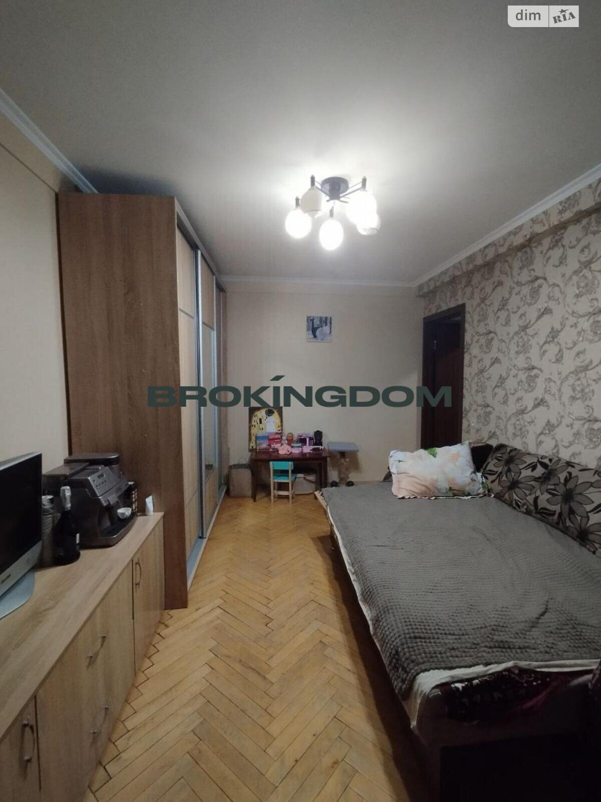 Продажа двухкомнатной квартиры в Киеве, на ул. Дегтяревская 15, район Лукьяновка фото 1 Продажа двухкомнатной квартиры в Киеве, на ул. Дегтяревская 15, район Лукьяновка фото 1