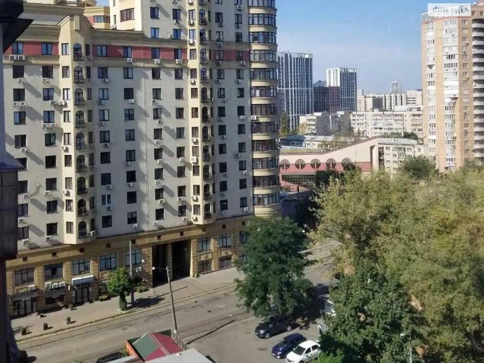 Продажа трехкомнатной квартиры в Киеве, на ул. Дмитриевская 96-98, район Лукьяновка фото 1 Продажа трехкомнатной квартиры в Киеве, на ул. Дмитриевская 96-98, район Лукьяновка фото 1