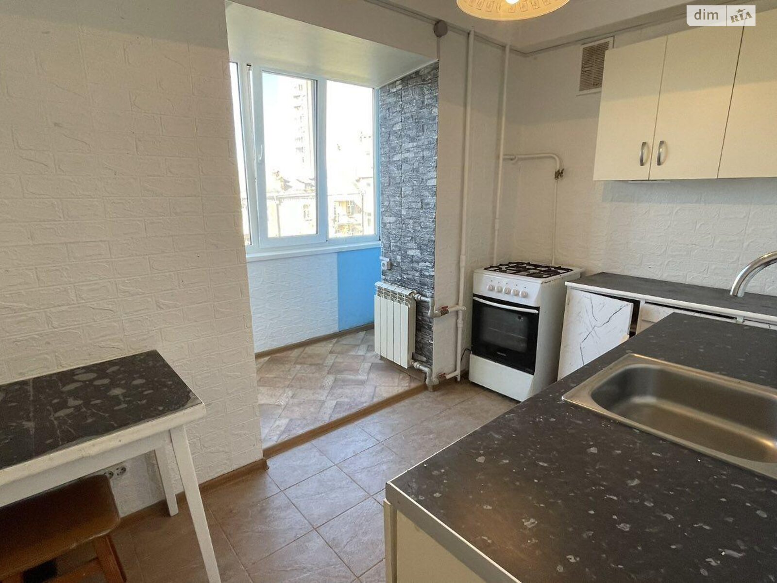 Продажа трехкомнатной квартиры в Киеве, на ул. Дмитриевская 96-98, район Лукьяновка фото 1 Продажа трехкомнатной квартиры в Киеве, на ул. Дмитриевская 96-98, район Лукьяновка фото 1