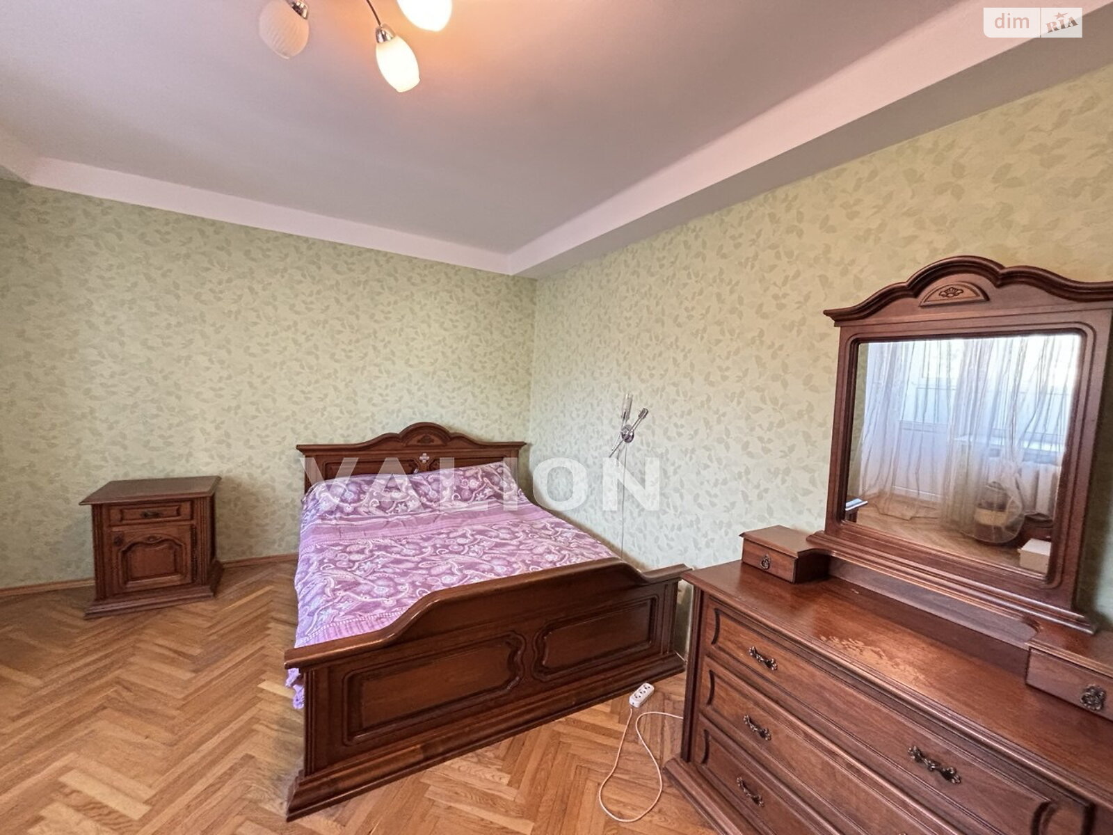 Продажа четырехкомнатной квартиры в Киеве, на ул. Довнар-Запольского 6, район Лукьяновка фото 1 Продажа четырехкомнатной квартиры в Киеве, на ул. Довнар-Запольского 6, район Лукьяновка фото 1