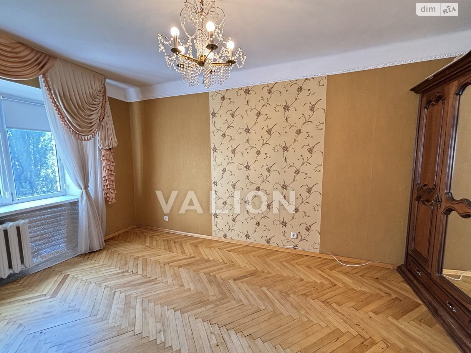 Продажа четырехкомнатной квартиры в Киеве, на ул. Довнар-Запольского 6, район Лукьяновка фото 1 Продажа четырехкомнатной квартиры в Киеве, на ул. Довнар-Запольского 6, район Лукьяновка фото 1