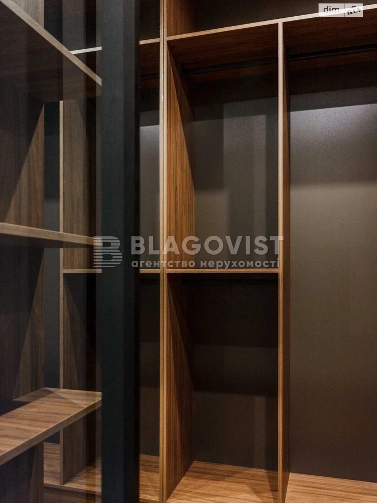 Продаж трикімнатної квартири в Києві, на вул. Ґарета Джонса 12, район Лук'янівка фото 1 Продаж трикімнатної квартири в Києві, на вул. Ґарета Джонса 12, район Лук'янівка фото 1