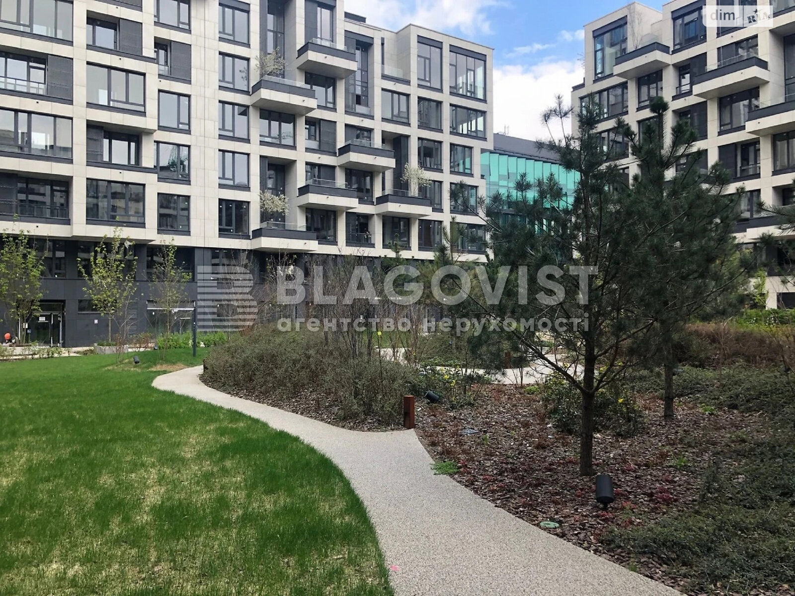 Продаж трикімнатної квартири в Києві, на вул. Ґарета Джонса 12, район Лук'янівка фото 1 Продаж трикімнатної квартири в Києві, на вул. Ґарета Джонса 12, район Лук'янівка фото 1