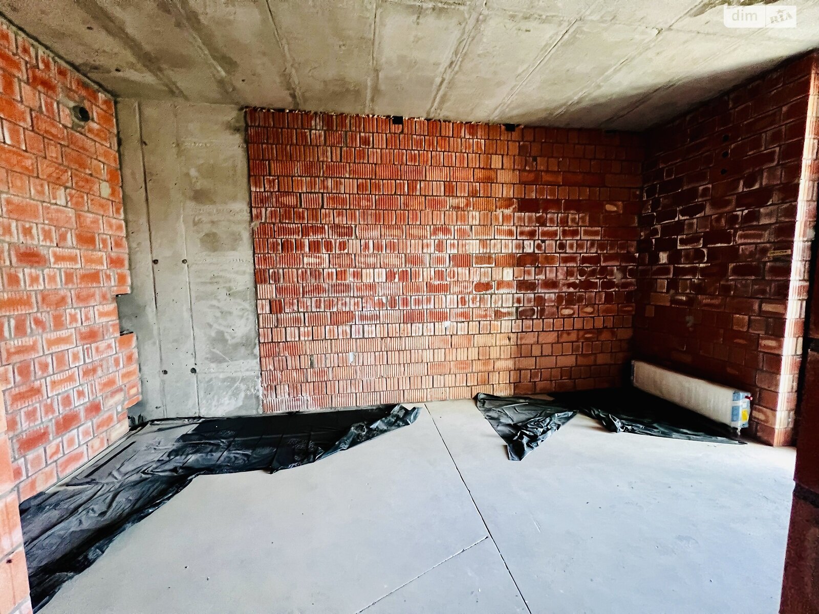 Продаж однокімнатної квартири в Києві, на вул. Ґарета Джонса 12, район Лук'янівка фото 1