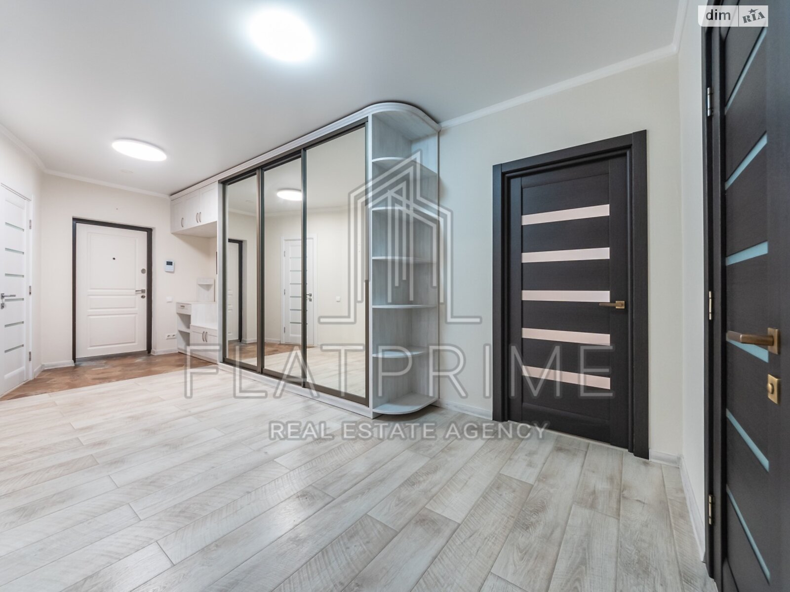 Продажа трехкомнатной квартиры в Киеве, на ул. Герцена 35, район Лукьяновка фото 1 Продажа трехкомнатной квартиры в Киеве, на ул. Герцена 35, район Лукьяновка фото 1