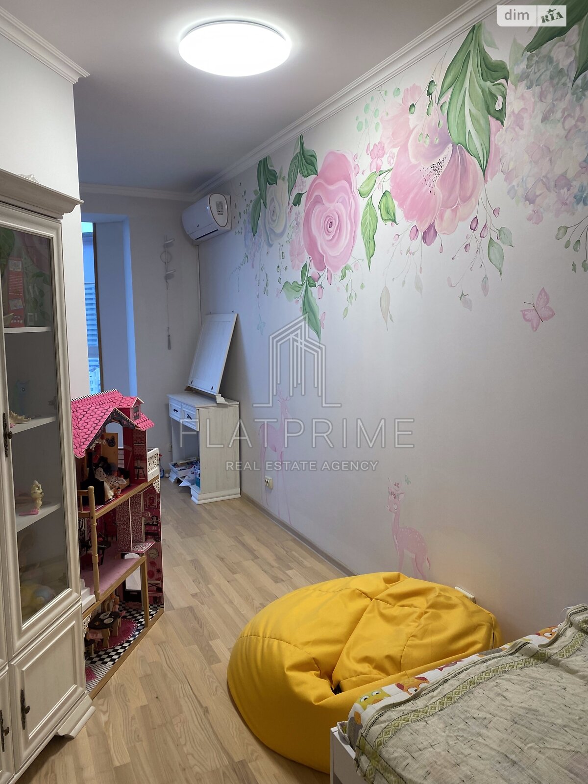 Продаж трикімнатної квартири в Києві, на вул. Герцена 35, район Лук'янівка фото 1 Продаж трикімнатної квартири в Києві, на вул. Герцена 35, район Лук'янівка фото 1