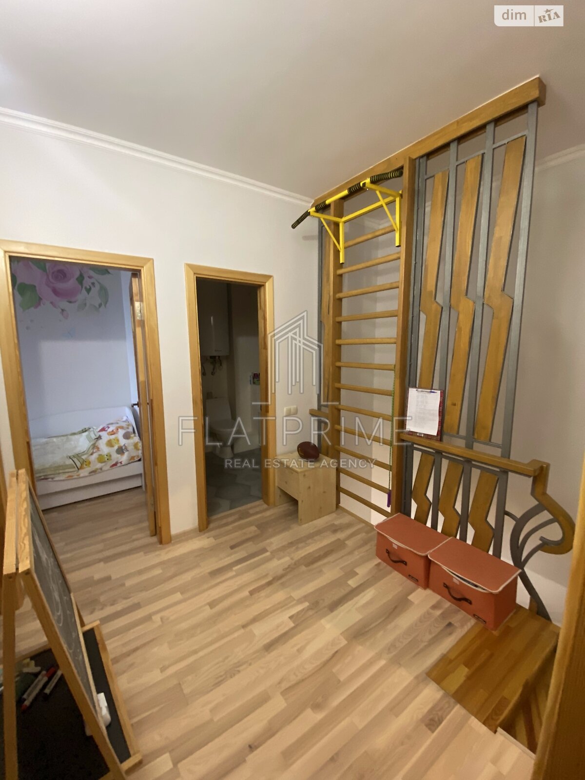Продаж трикімнатної квартири в Києві, на вул. Герцена 35, район Лук'янівка фото 1 Продаж трикімнатної квартири в Києві, на вул. Герцена 35, район Лук'янівка фото 1