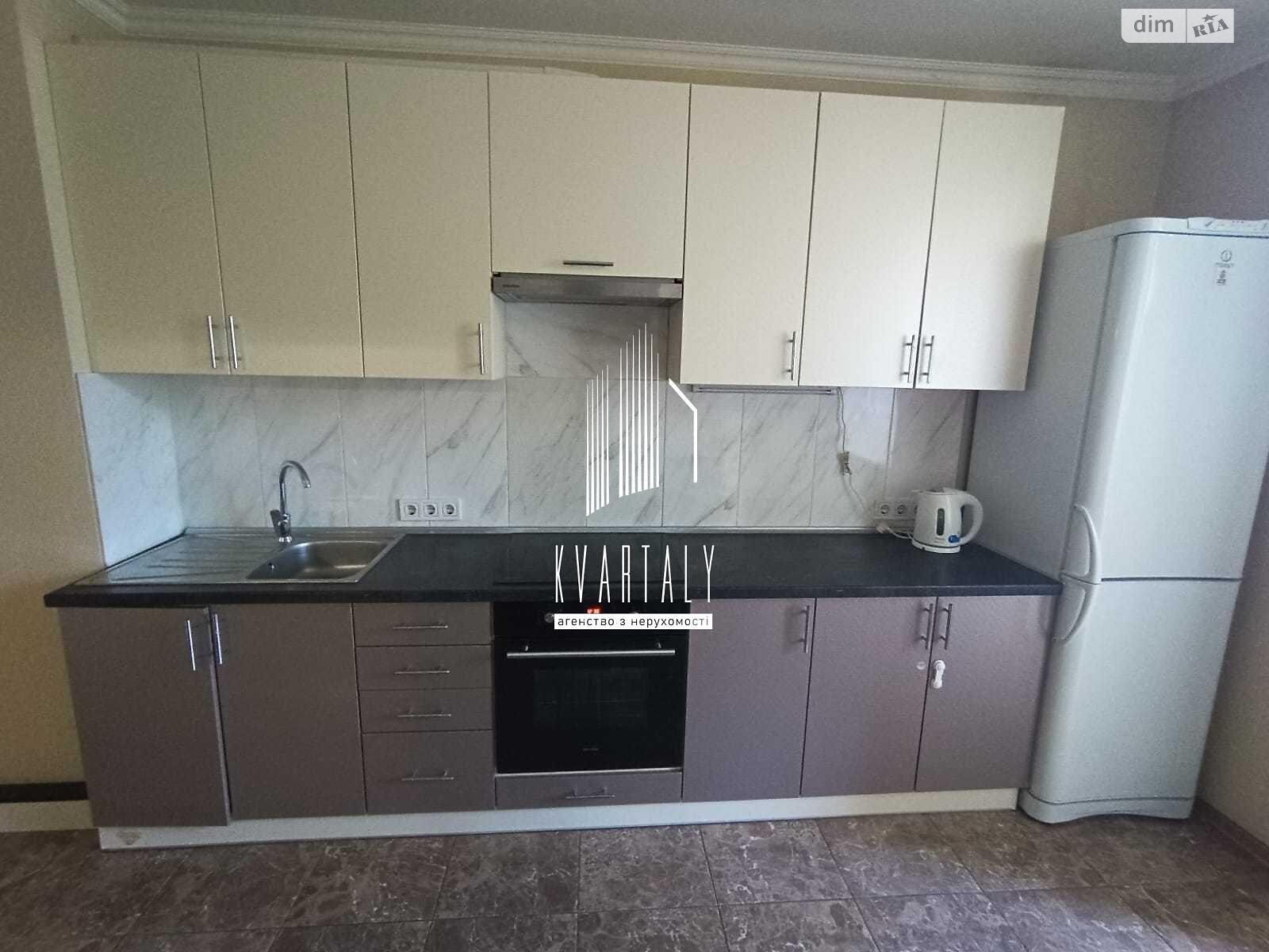 Продаж двокімнатної квартири в Києві, на вул. Герцена 35, район Лук'янівка фото 1 Продаж двокімнатної квартири в Києві, на вул. Герцена 35, район Лук'янівка фото 1