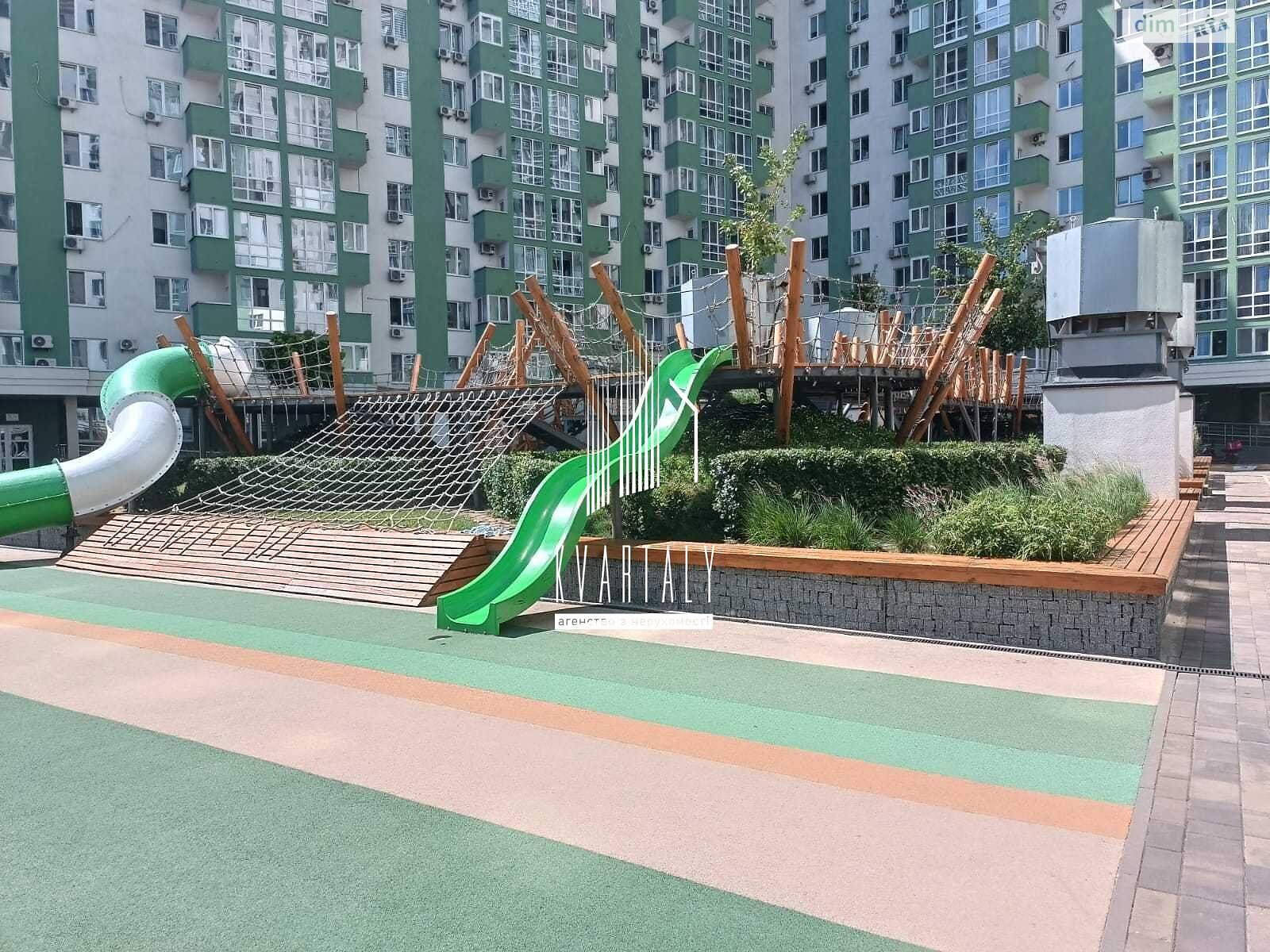 Продаж двокімнатної квартири в Києві, на вул. Герцена 35, район Лук'янівка фото 1 Продаж двокімнатної квартири в Києві, на вул. Герцена 35, район Лук'янівка фото 1