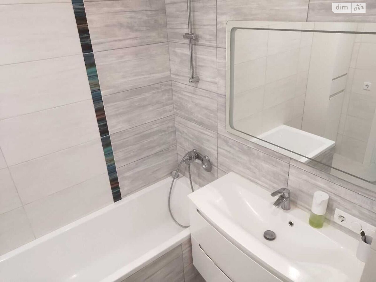 Продажа двухкомнатной квартиры в Киеве, на ул. Герцена 35, район Лукьяновка фото 1 Продажа двухкомнатной квартиры в Киеве, на ул. Герцена 35, район Лукьяновка фото 1