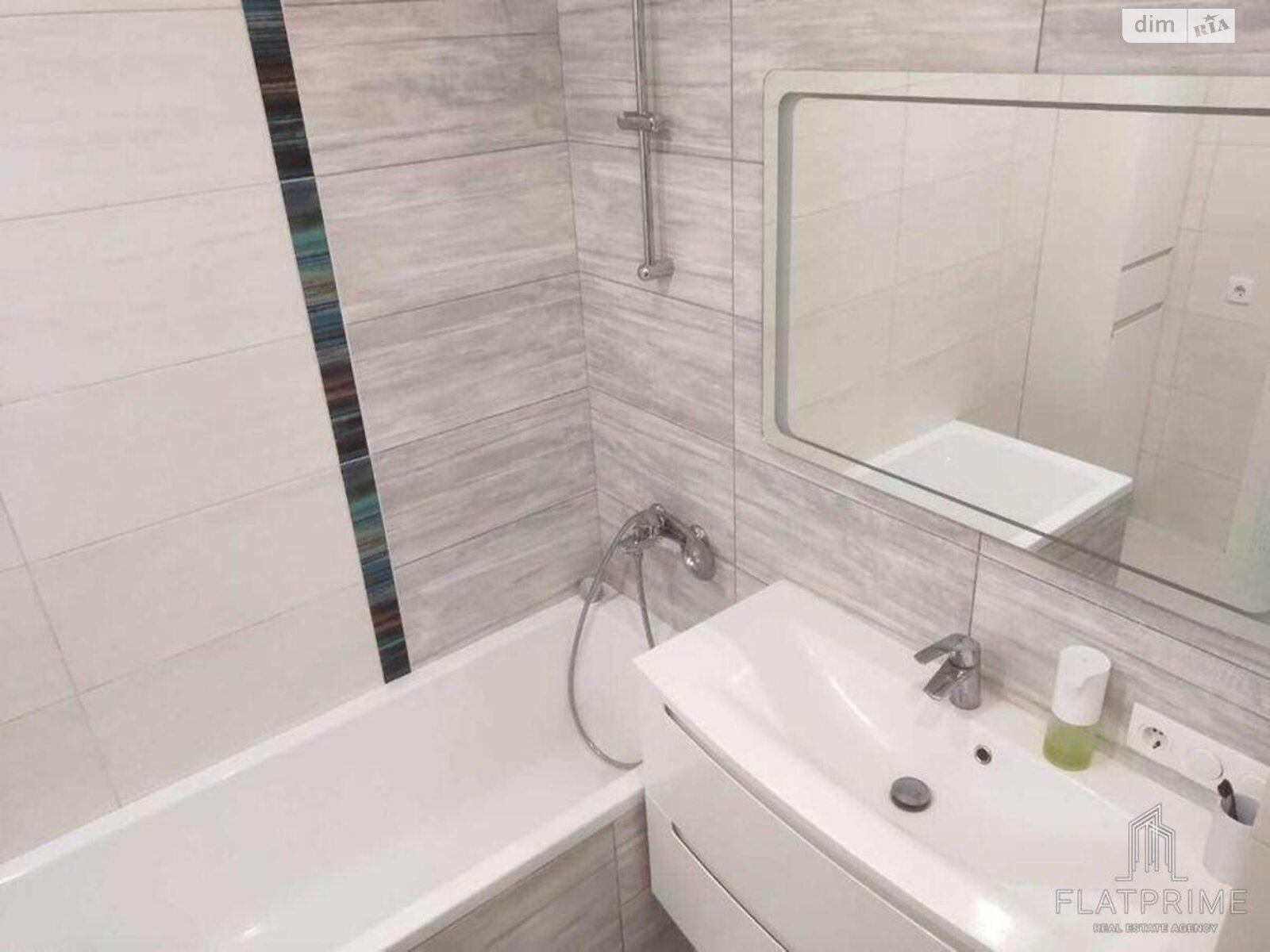 Продажа двухкомнатной квартиры в Киеве, на ул. Герцена 35, район Лукьяновка фото 1 Продажа двухкомнатной квартиры в Киеве, на ул. Герцена 35, район Лукьяновка фото 1