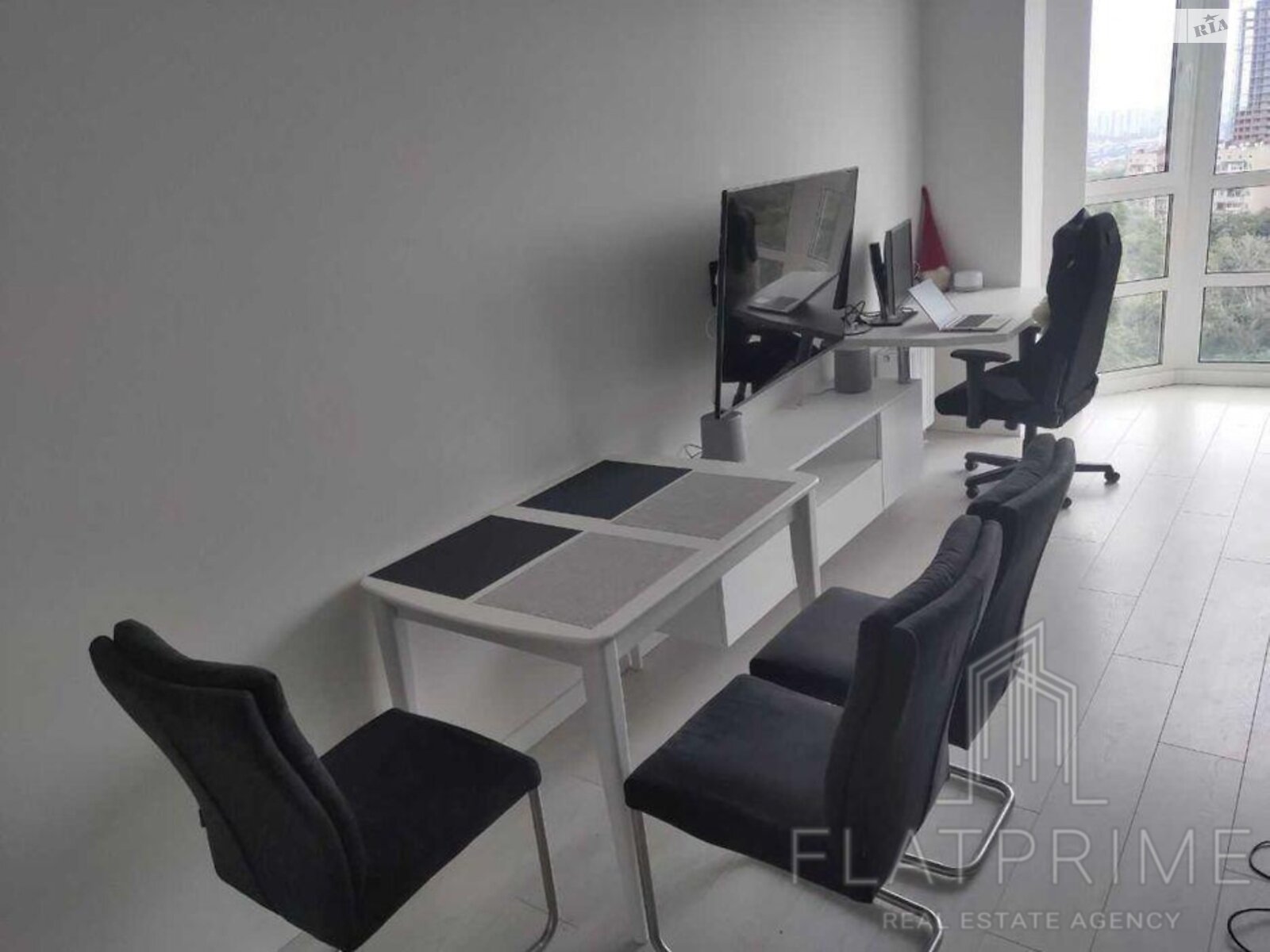 Продажа двухкомнатной квартиры в Киеве, на ул. Герцена 35, район Лукьяновка фото 1 Продажа двухкомнатной квартиры в Киеве, на ул. Герцена 35, район Лукьяновка фото 1