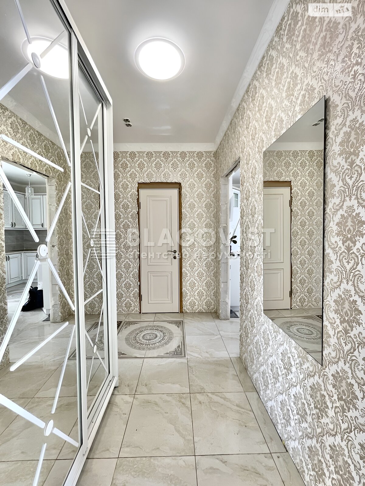 Продаж однокімнатної квартири в Києві, на вул. Коперника 3, район Лук'янівка фото 1 Продаж однокімнатної квартири в Києві, на вул. Коперника 3, район Лук'янівка фото 1