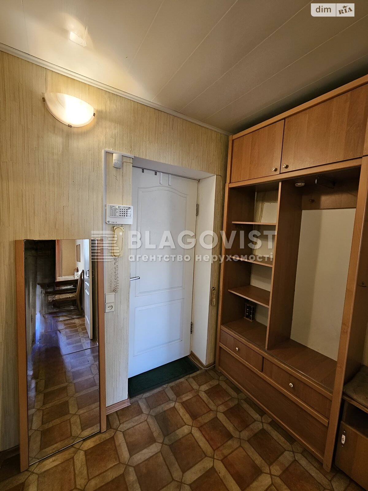 Продажа однокомнатной квартиры в Киеве, на ул. Коперника 16, район Лукьяновка фото 1 Продажа однокомнатной квартиры в Киеве, на ул. Коперника 16, район Лукьяновка фото 1