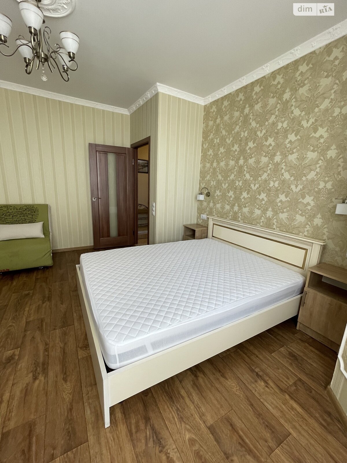 Продаж однокімнатної квартири в Києві, на вул. Коперника 3, район Лук'янівка фото 1 Продаж однокімнатної квартири в Києві, на вул. Коперника 3, район Лук'янівка фото 1