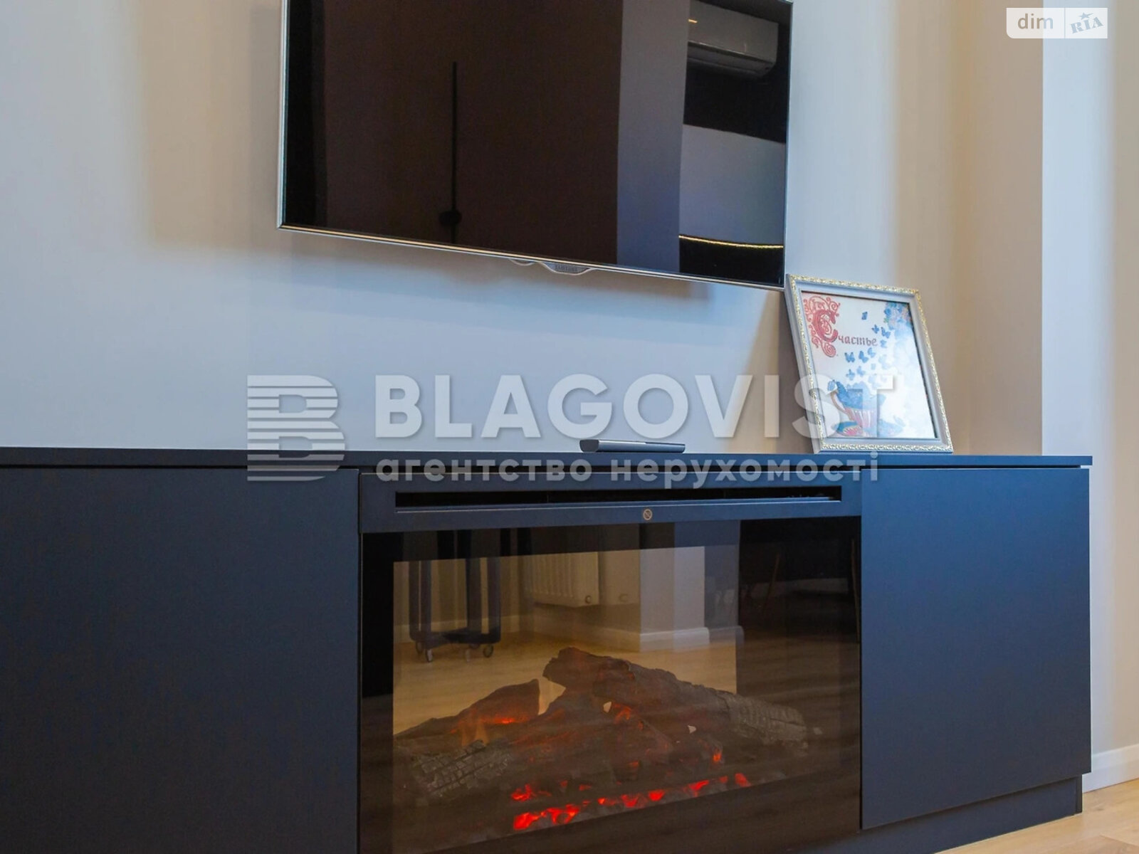 Продажа четырехкомнатной квартиры в Киеве, на ул. Коперника 12Д, район Лукьяновка фото 1 Продажа четырехкомнатной квартиры в Киеве, на ул. Коперника 12Д, район Лукьяновка фото 1