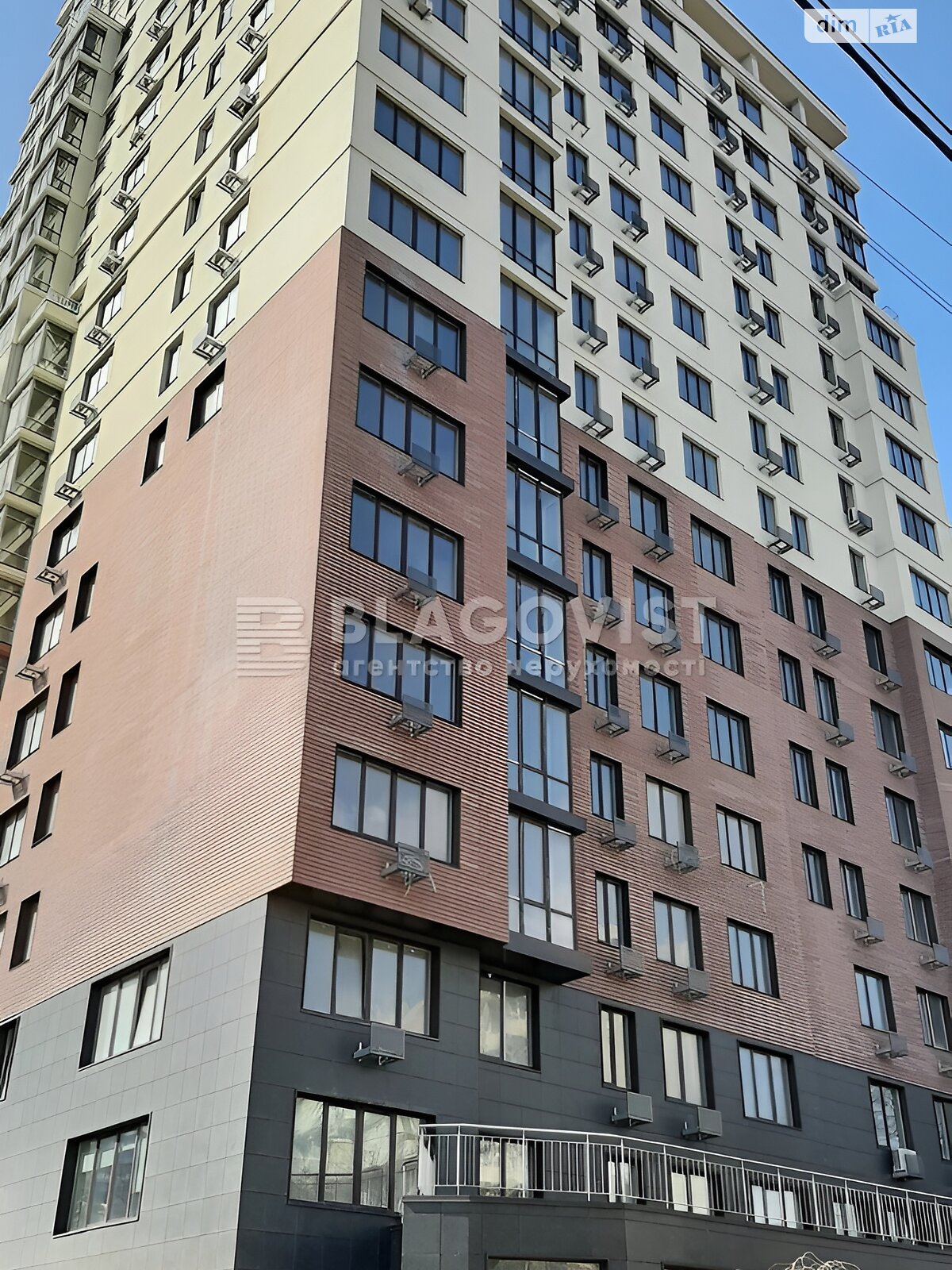 Продажа однокомнатной квартиры в Киеве, на ул. Нагорная 16, район Лукьяновка фото 1 Продажа однокомнатной квартиры в Киеве, на ул. Нагорная 16, район Лукьяновка фото 1