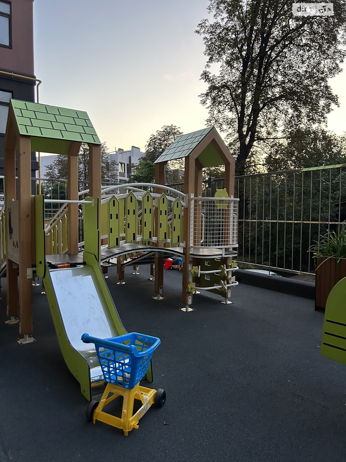 Продаж однокімнатної квартири в Києві, на вул. Нагірна 18/16, район Лук'янівка фото 1 Продаж однокімнатної квартири в Києві, на вул. Нагірна 18/16, район Лук'янівка фото 1