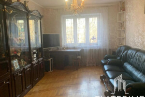 Продажа трехкомнатной квартиры в Киеве, на ул. Николая Кравченко 17, район Лукьяновка фото 2