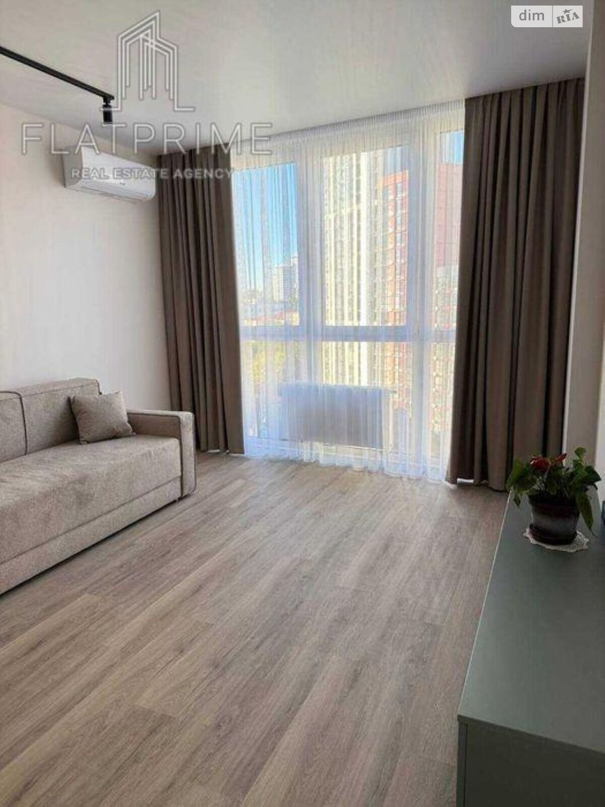 Продажа однокомнатной квартиры в Киеве, на ул. Николая Кравченко 24, район Лукьяновка фото 1