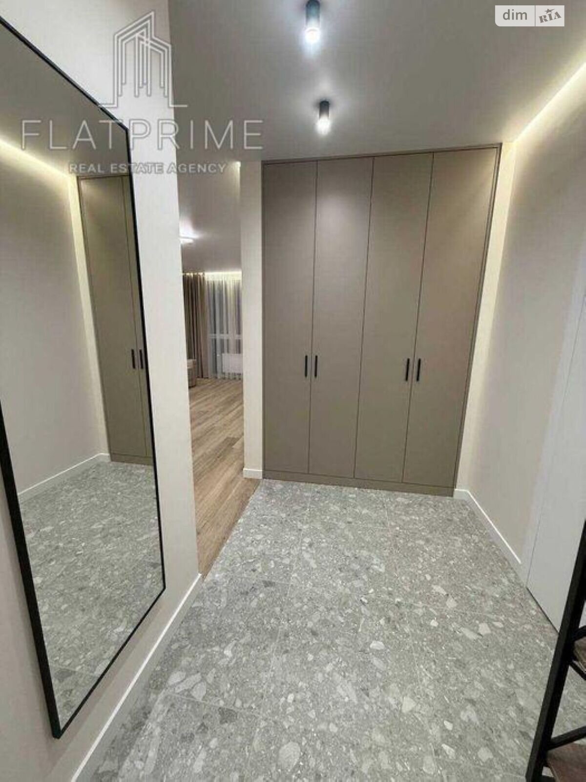 Продажа однокомнатной квартиры в Киеве, на ул. Николая Кравченко 24, район Лукьяновка фото 1