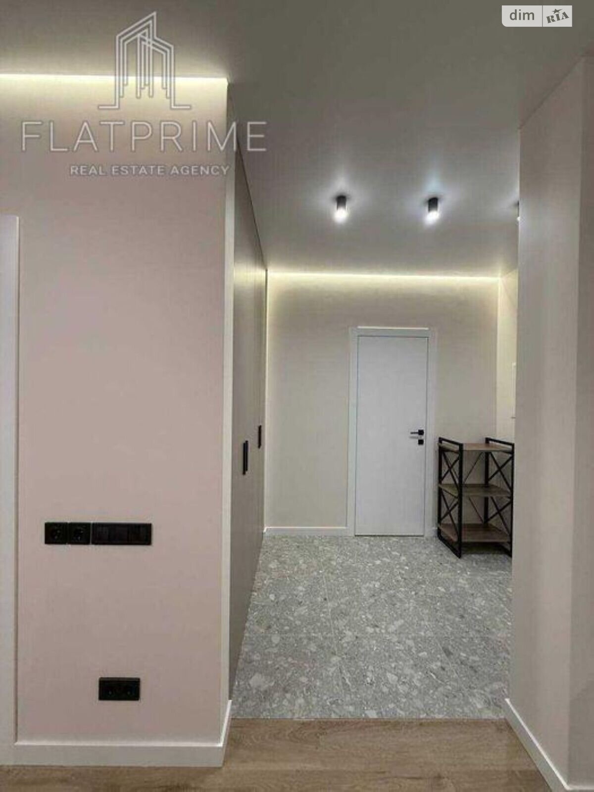 Продажа однокомнатной квартиры в Киеве, на ул. Николая Кравченко 24, район Лукьяновка фото 1