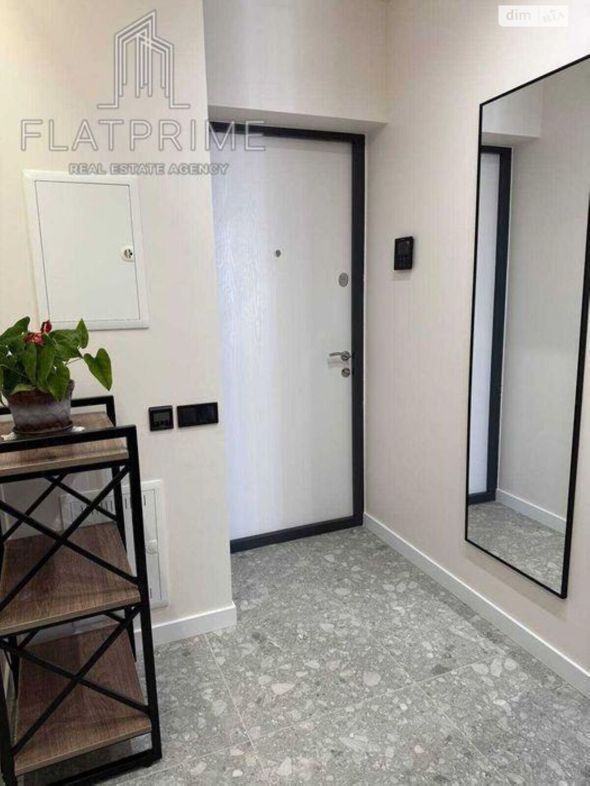 Продажа однокомнатной квартиры в Киеве, на ул. Николая Кравченко 24, район Лукьяновка фото 1