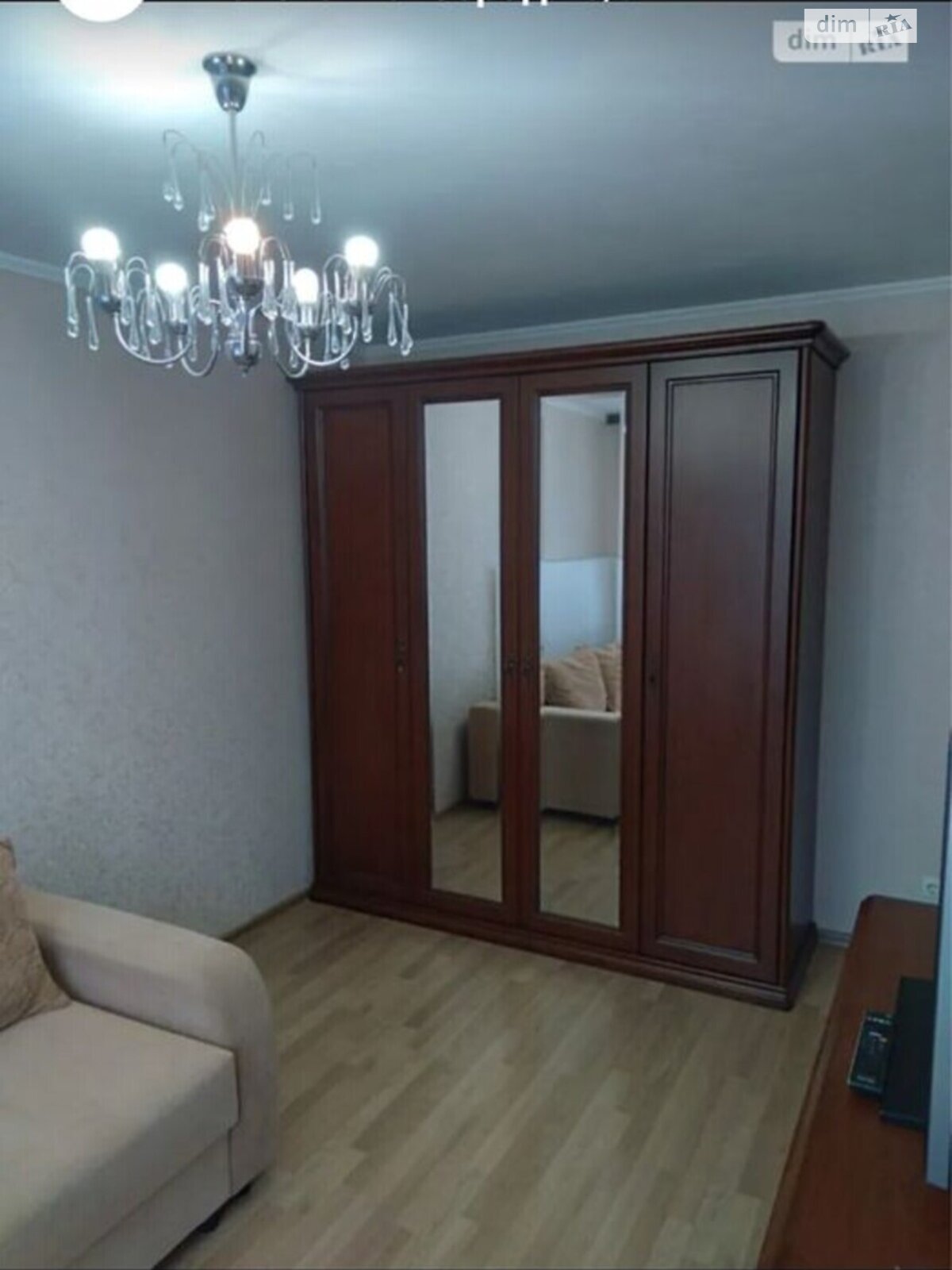 Продаж однокімнатної квартири в Києві, на вул. Платона Майбороди 5/9, район Лук'янівка фото 1 Продаж однокімнатної квартири в Києві, на вул. Платона Майбороди 5/9, район Лук'янівка фото 1