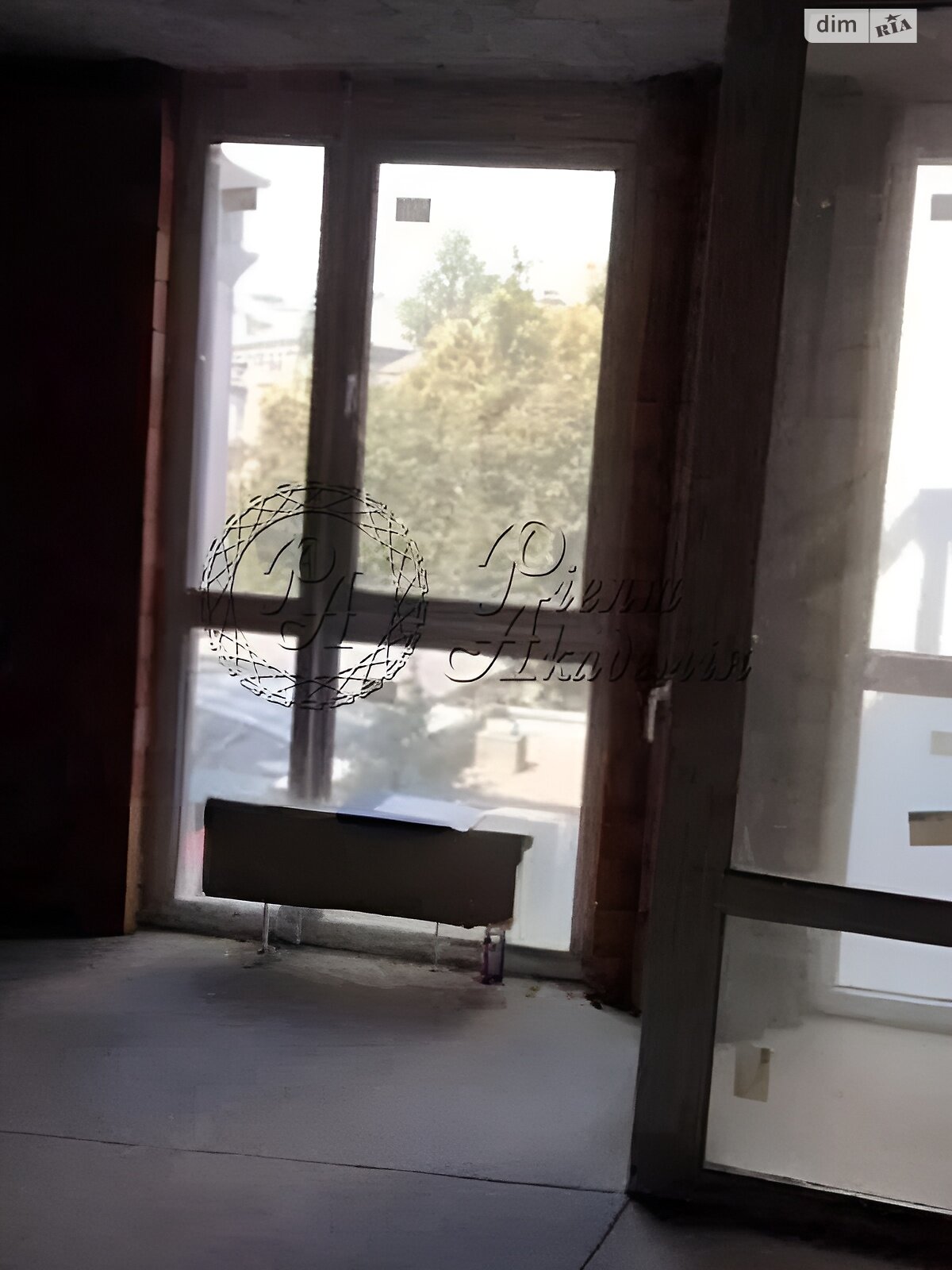 Продажа трехкомнатной квартиры в Киеве, на ул. Шолуденко 30, район Лукьяновка фото 1 Продажа трехкомнатной квартиры в Киеве, на ул. Шолуденко 30, район Лукьяновка фото 1
