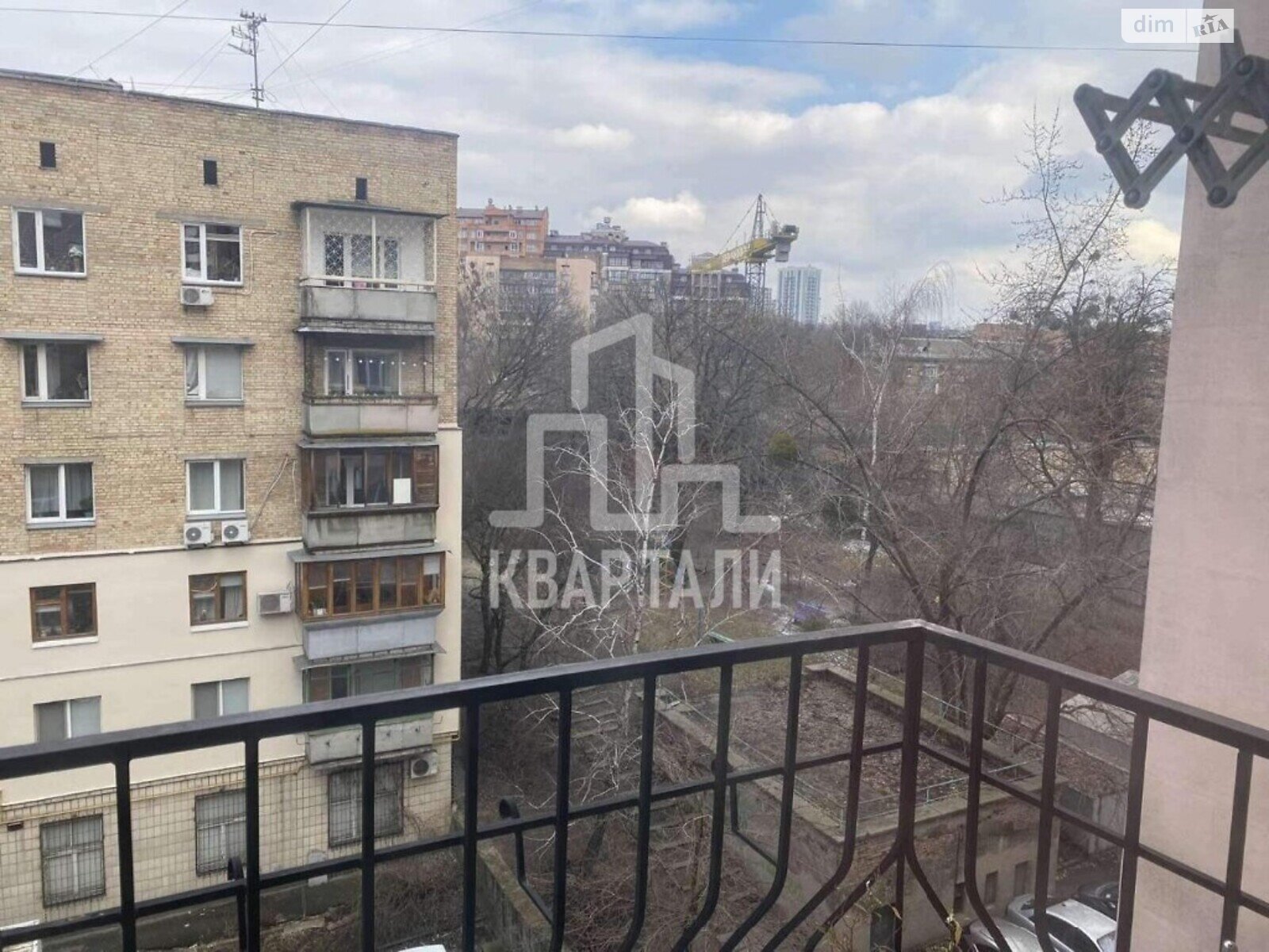 Продажа пятикомнатной квартиры в Киеве, на ул. Тургенева 74, район Солдатская Слободка фото 1