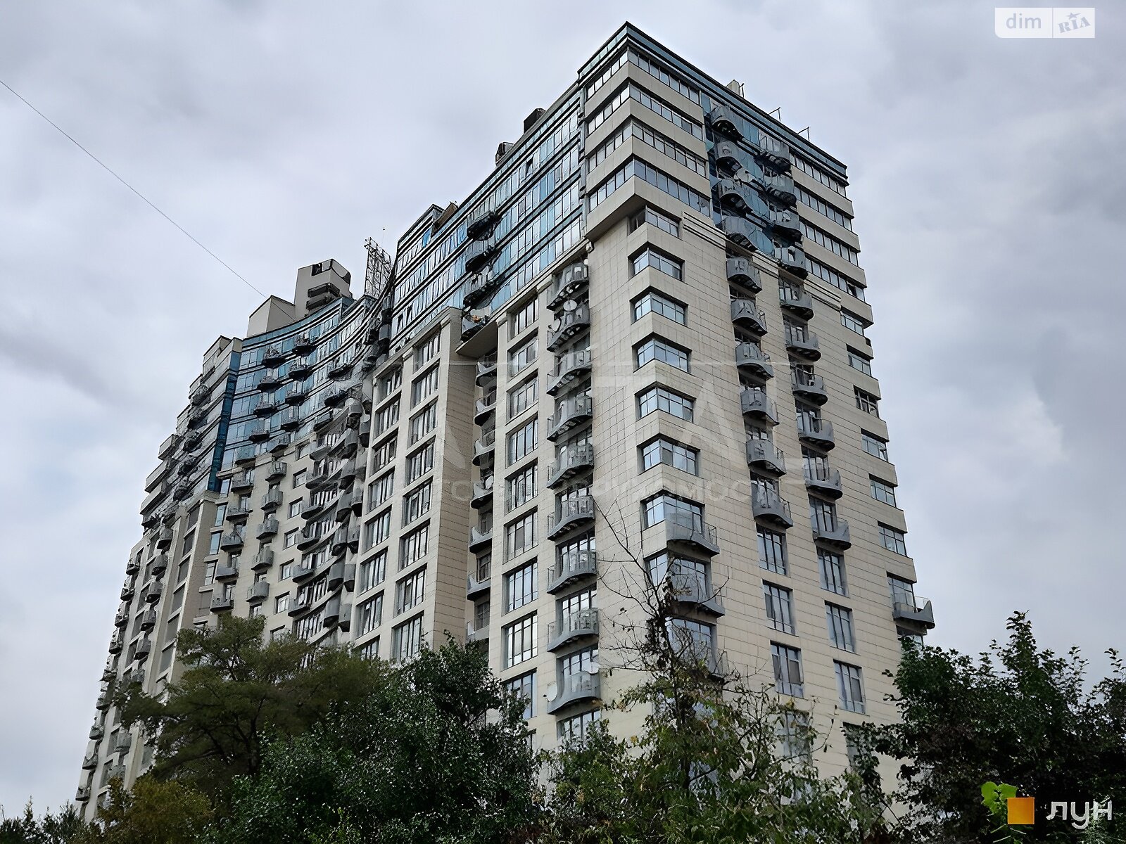 Продажа трехкомнатной квартиры в Киеве, на ул. Юрия Ильенко 18Б, район Лукьяновка фото 1 Продажа трехкомнатной квартиры в Киеве, на ул. Юрия Ильенко 18Б, район Лукьяновка фото 1