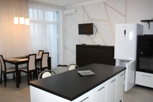 Продажа трехкомнатной квартиры в Киеве, на ул. Юрия Ильенко 18Б, район Лукьяновка фото 2