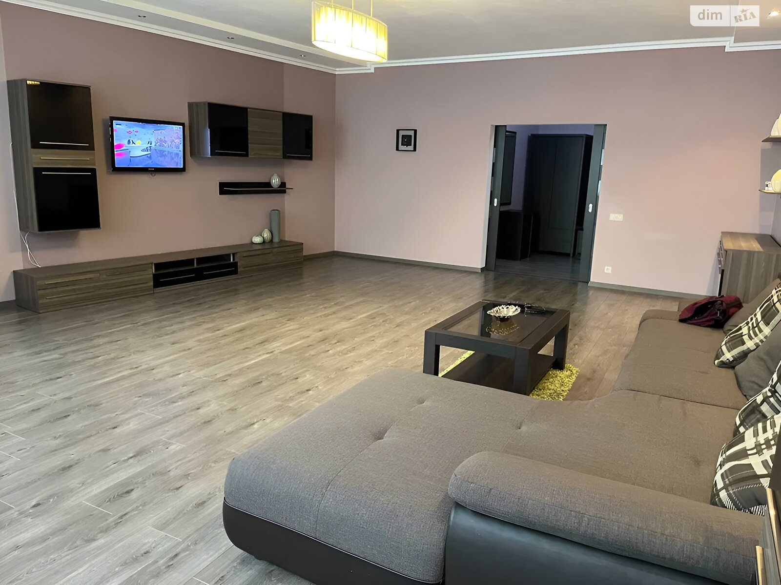 Продажа трехкомнатной квартиры в Киеве, на ул. Юрия Ильенко 18Б, район Лукьяновка фото 1