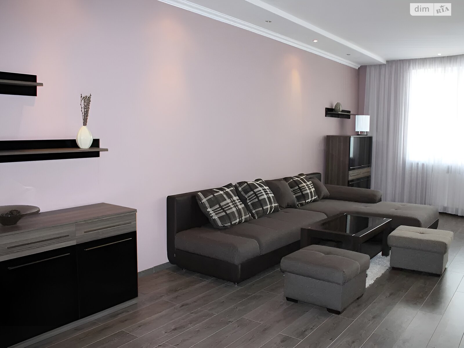 Продажа трехкомнатной квартиры в Киеве, на ул. Юрия Ильенко 18Б, район Лукьяновка фото 1