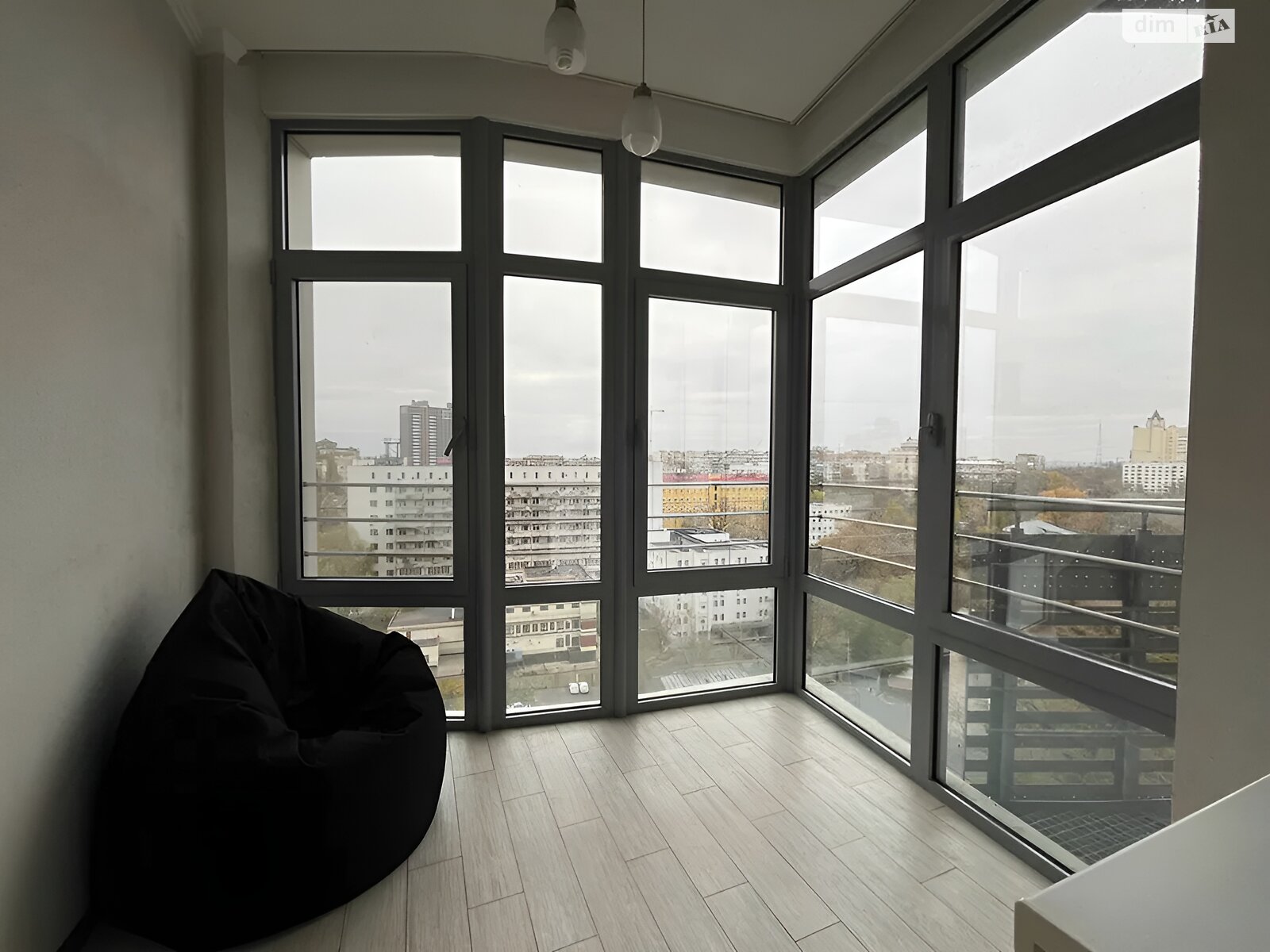 Продажа трехкомнатной квартиры в Киеве, на ул. Юрия Ильенко 18Б, район Лукьяновка фото 1