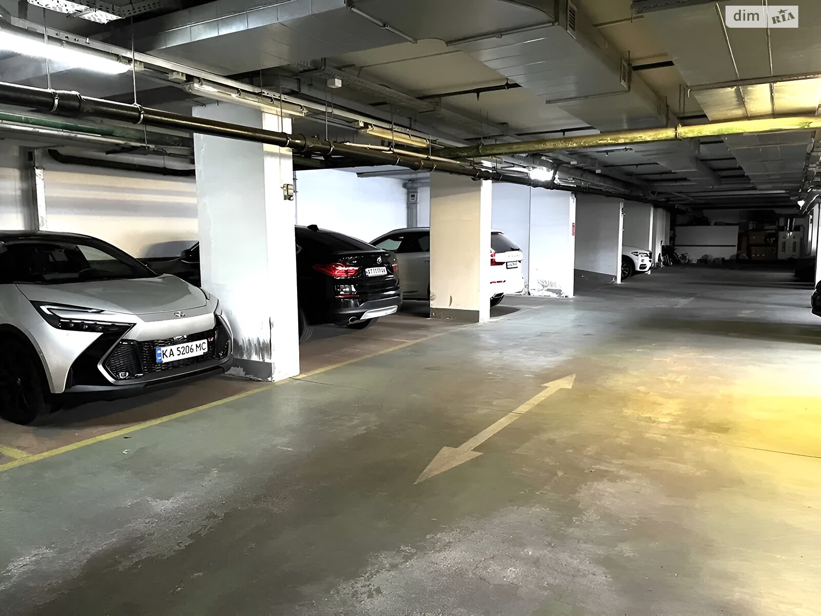 Продажа трехкомнатной квартиры в Киеве, на ул. Юрия Ильенко 18Б, район Лукьяновка фото 1