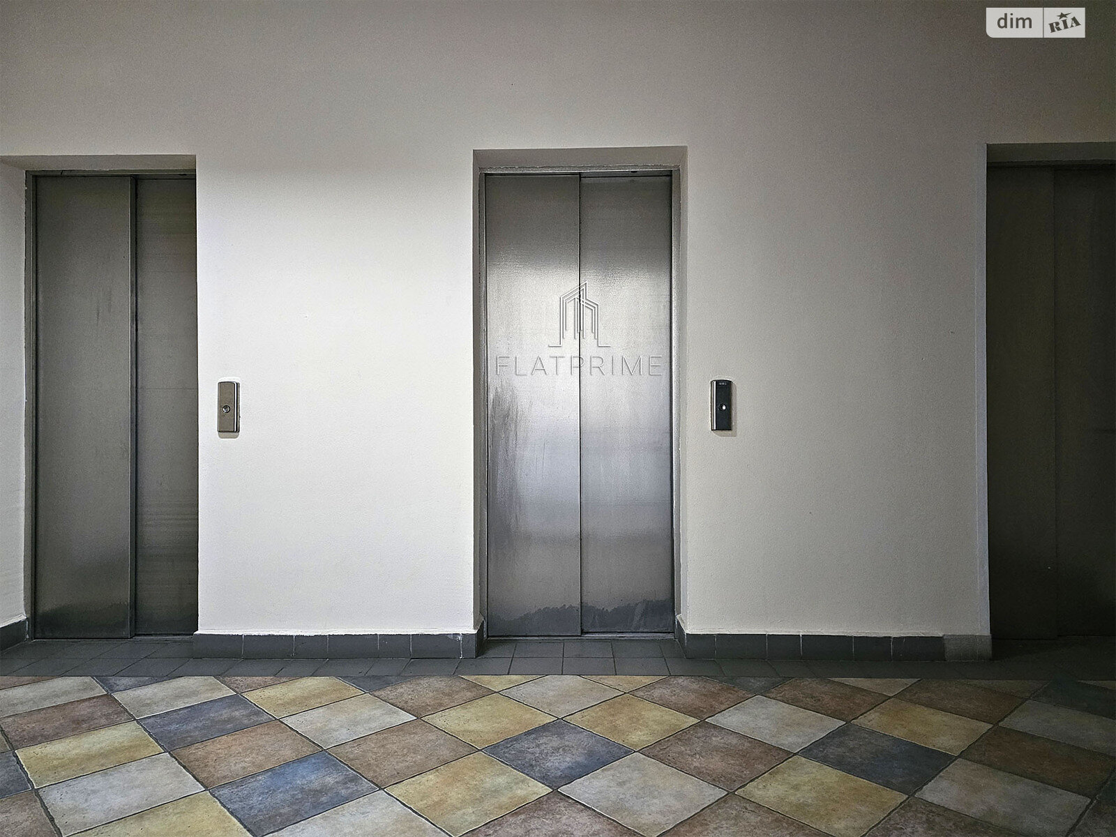 Продажа трехкомнатной квартиры в Киеве, на ул. Юрия Ильенко 18Б, район Лукьяновка фото 1 Продажа трехкомнатной квартиры в Киеве, на ул. Юрия Ильенко 18Б, район Лукьяновка фото 1