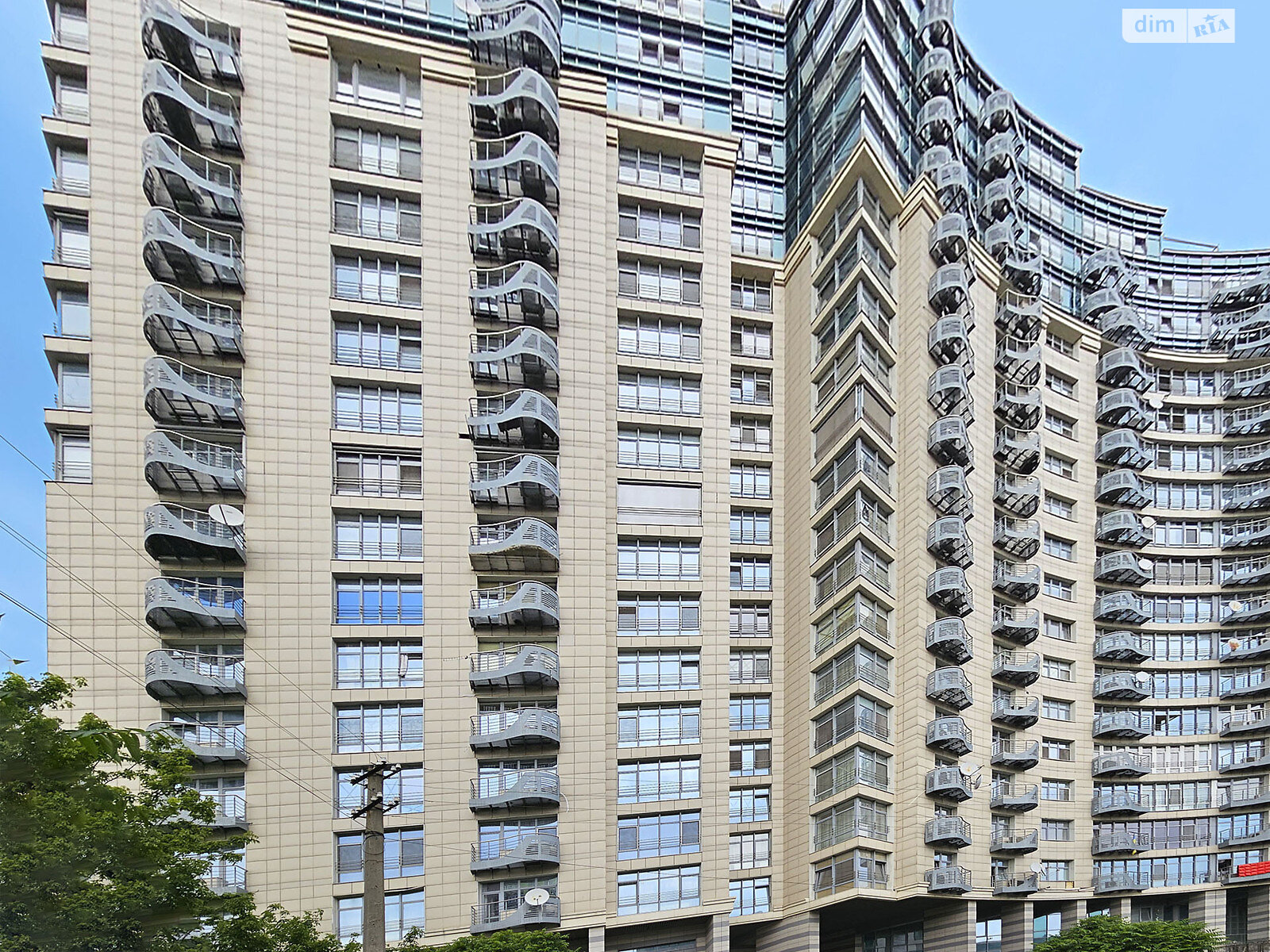 Продажа трехкомнатной квартиры в Киеве, на ул. Юрия Ильенко 18Б, район Лукьяновка фото 1 Продажа трехкомнатной квартиры в Киеве, на ул. Юрия Ильенко 18Б, район Лукьяновка фото 1