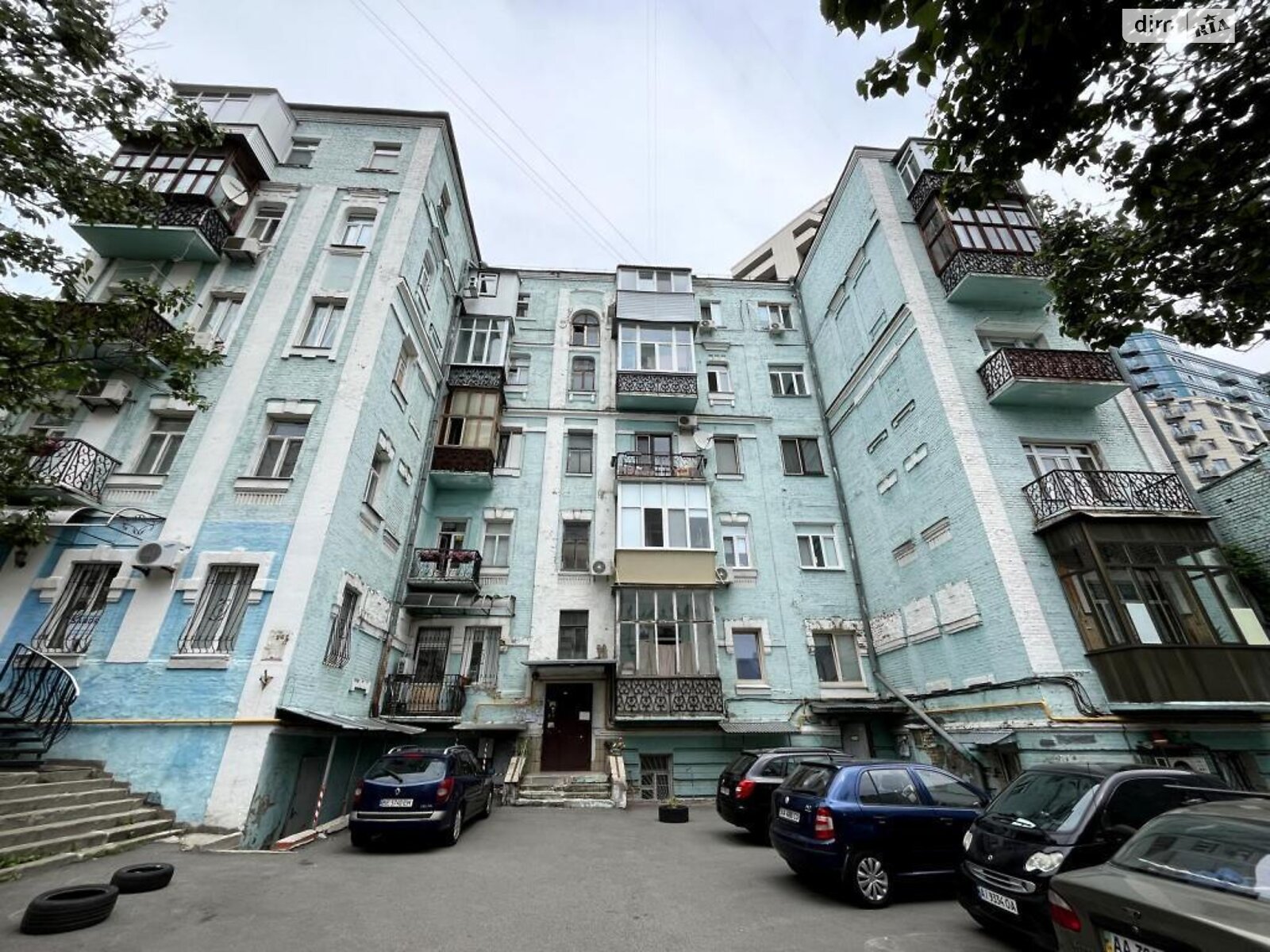 Продажа трехкомнатной квартиры в Киеве, на ул. Юрия Ильенко 18А, район Лукьяновка фото 1