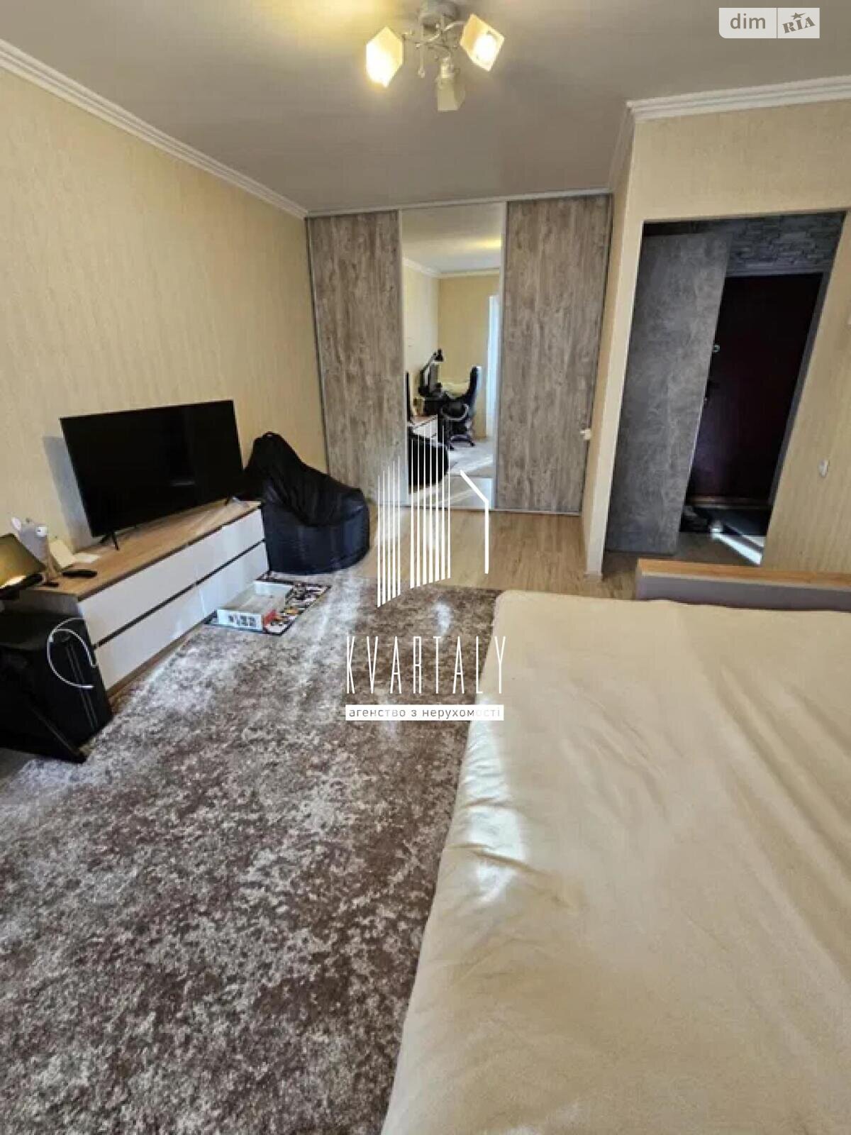 Продажа однокомнатной квартиры в Киеве, на ул. Загоровская 12, район Лукьяновка фото 1 Продажа однокомнатной квартиры в Киеве, на ул. Загоровская 12, район Лукьяновка фото 1