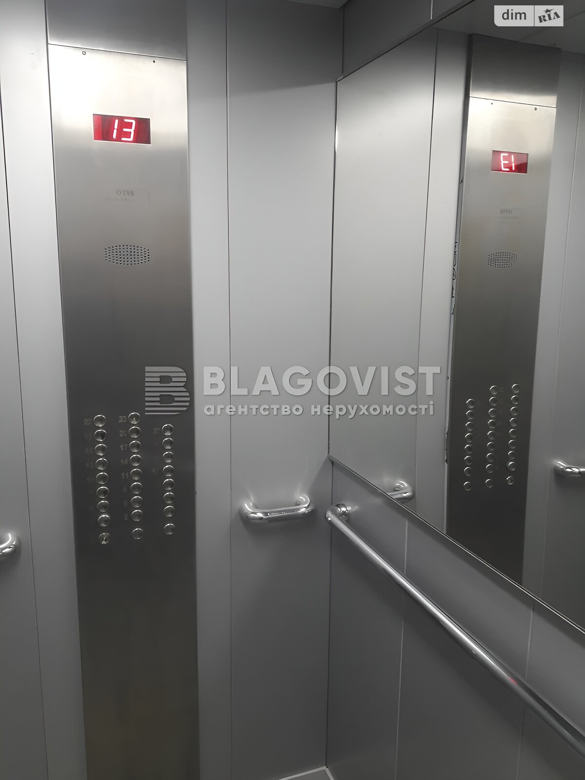 Продажа трехкомнатной квартиры в Киеве, на ул. Загоровская 25, район Лукьяновка фото 1 Продажа трехкомнатной квартиры в Киеве, на ул. Загоровская 25, район Лукьяновка фото 1