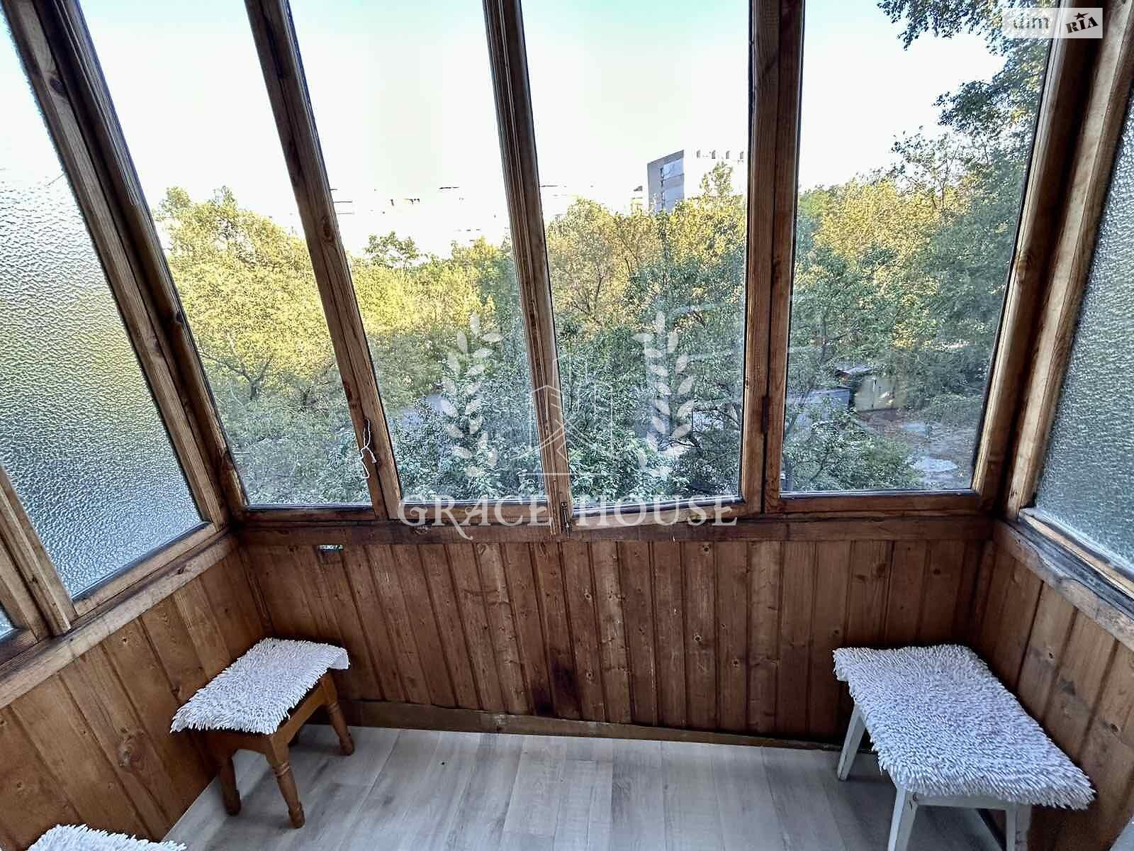 Продаж двокімнатної квартири в Києві, на вул. Загорівська 36, район Лук'янівка фото 1