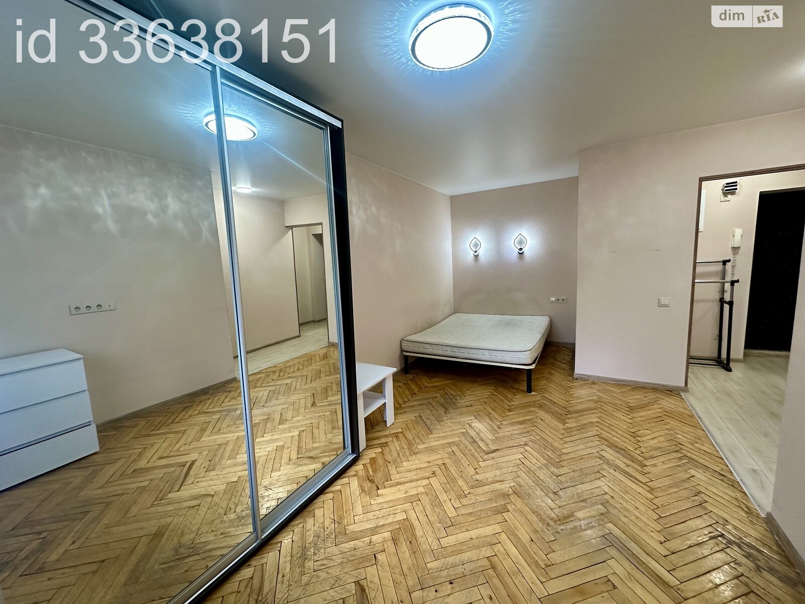 Продажа однокомнатной квартиры в Киеве, на ул. Загоровская, район Лукьяновка фото 1