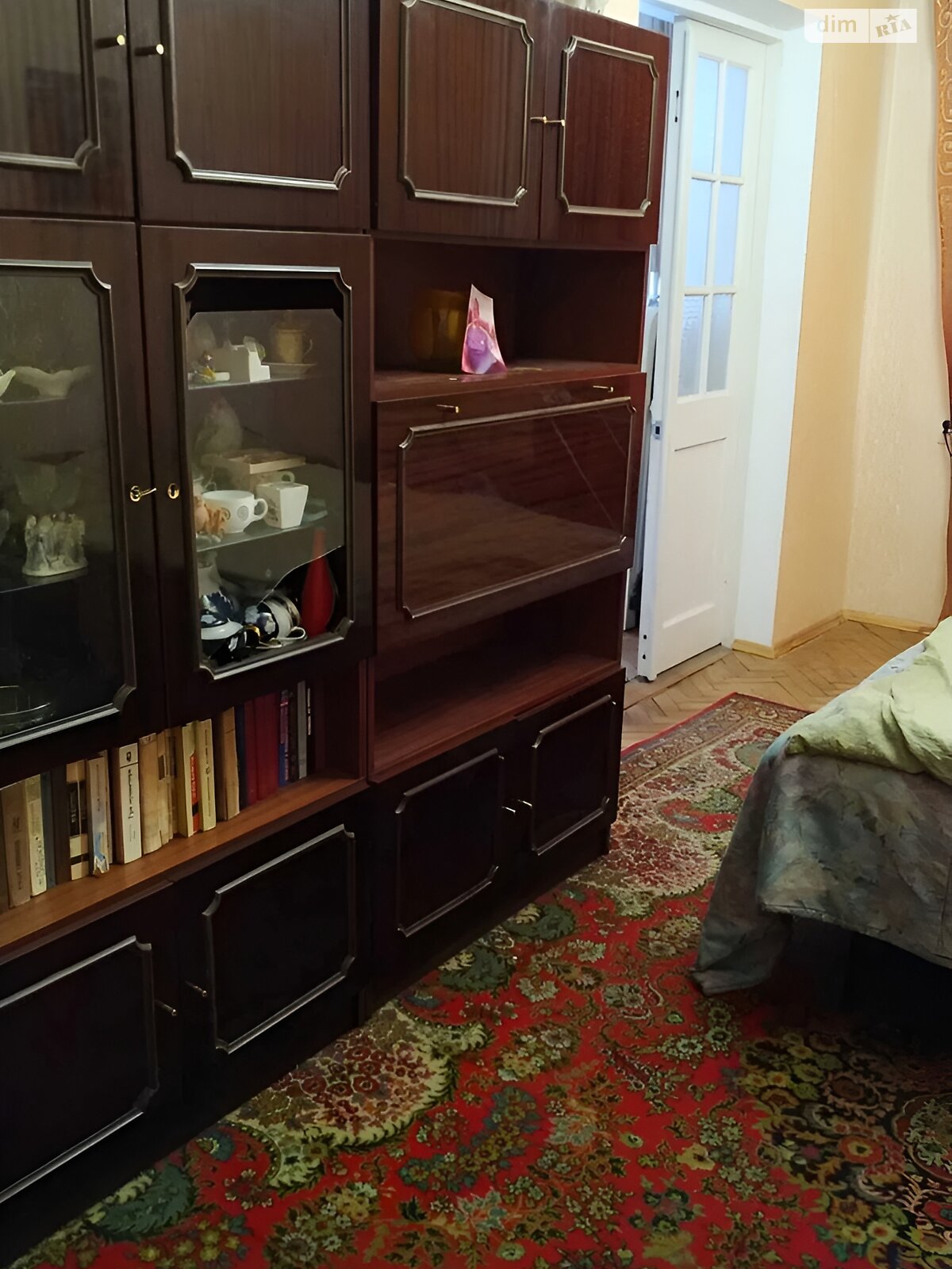 Продажа трехкомнатной квартиры в Киеве, на ул. Зоологическая 6, район Лукьяновка фото 1 Продажа трехкомнатной квартиры в Киеве, на ул. Зоологическая 6, район Лукьяновка фото 1
