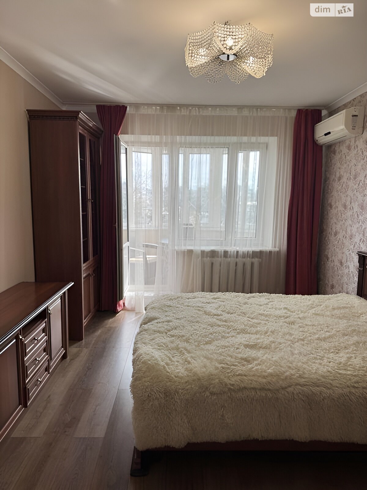 Продаж трикімнатної квартири в Києві, на вул. Зоологічна 6В, район Лук'янівка фото 1 Продаж трикімнатної квартири в Києві, на вул. Зоологічна 6В, район Лук'янівка фото 1