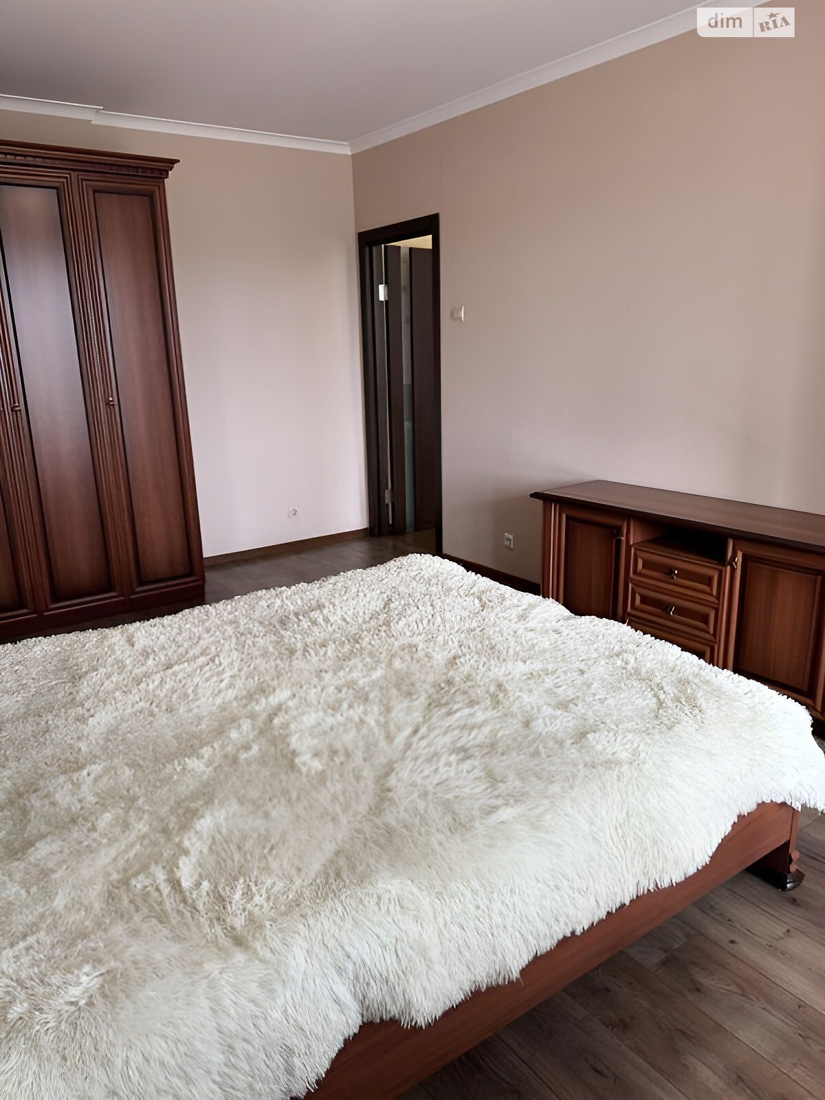 Продаж трикімнатної квартири в Києві, на вул. Зоологічна 6В, район Лук'янівка фото 1 Продаж трикімнатної квартири в Києві, на вул. Зоологічна 6В, район Лук'янівка фото 1