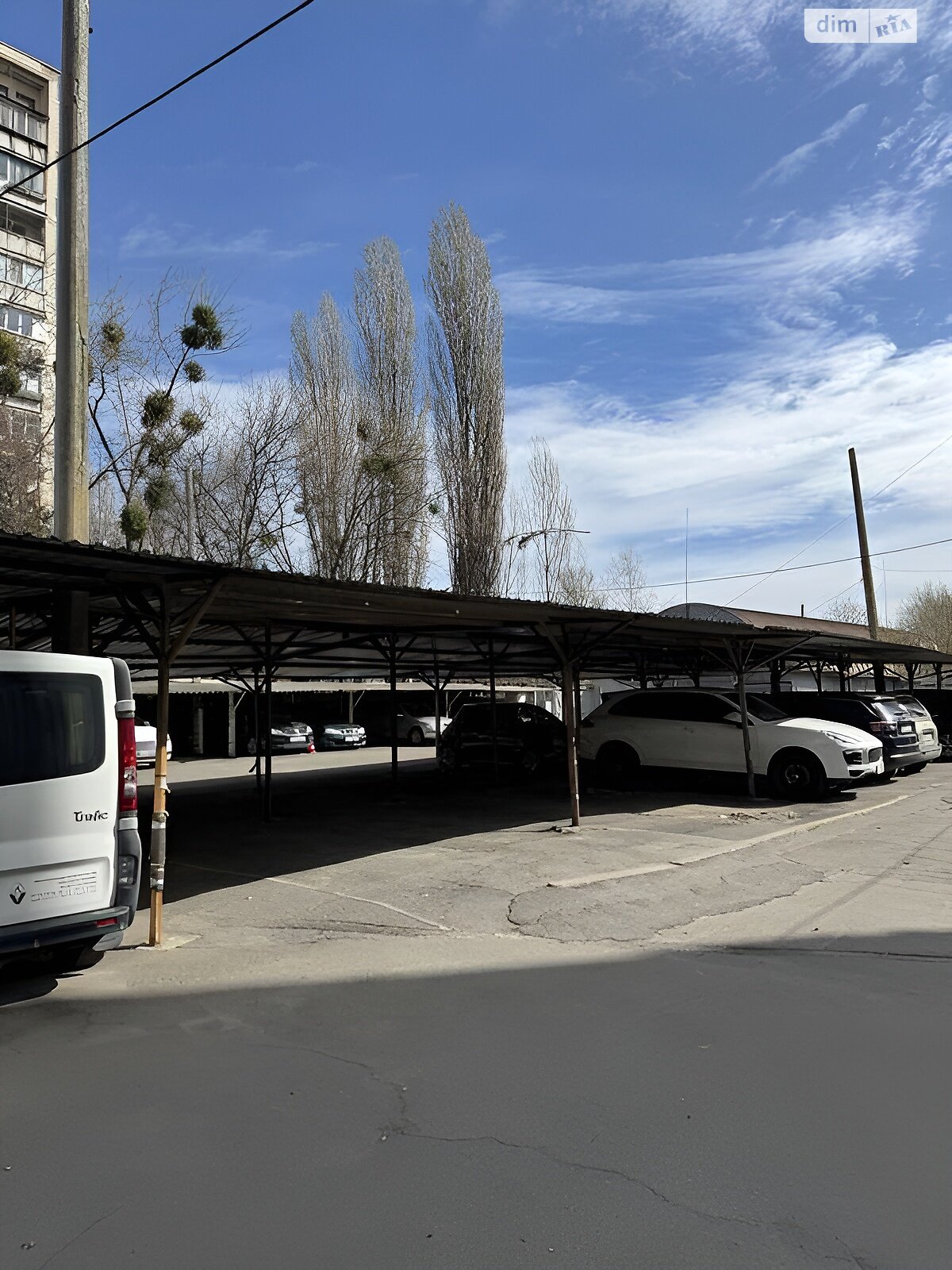 Продаж трикімнатної квартири в Києві, на вул. Зоологічна 6В, район Лук'янівка фото 1 Продаж трикімнатної квартири в Києві, на вул. Зоологічна 6В, район Лук'янівка фото 1