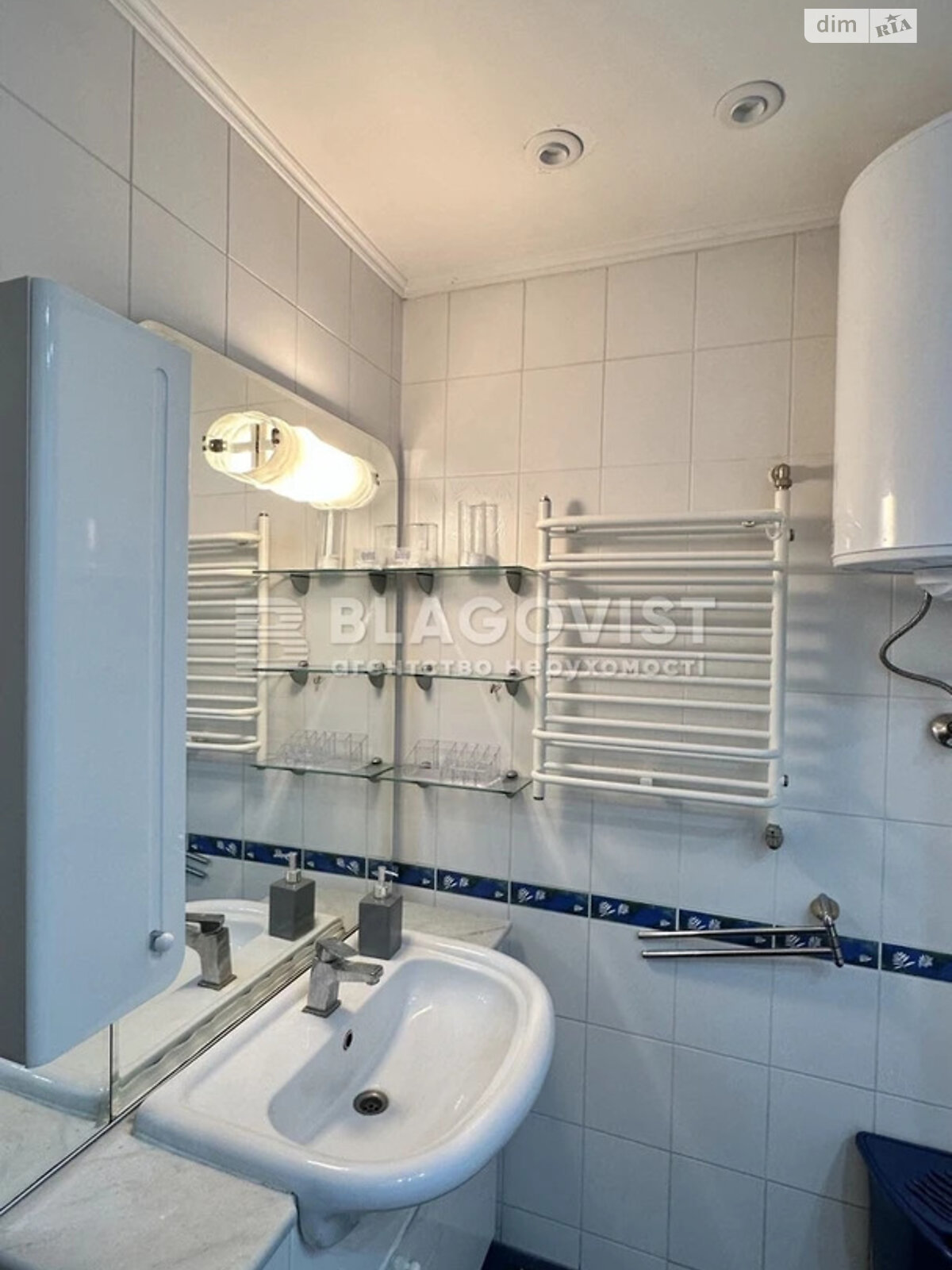 Продажа четырехкомнатной квартиры в Киеве, на ул. Зоологическая 6В, район Лукьяновка фото 1 Продажа четырехкомнатной квартиры в Киеве, на ул. Зоологическая 6В, район Лукьяновка фото 1